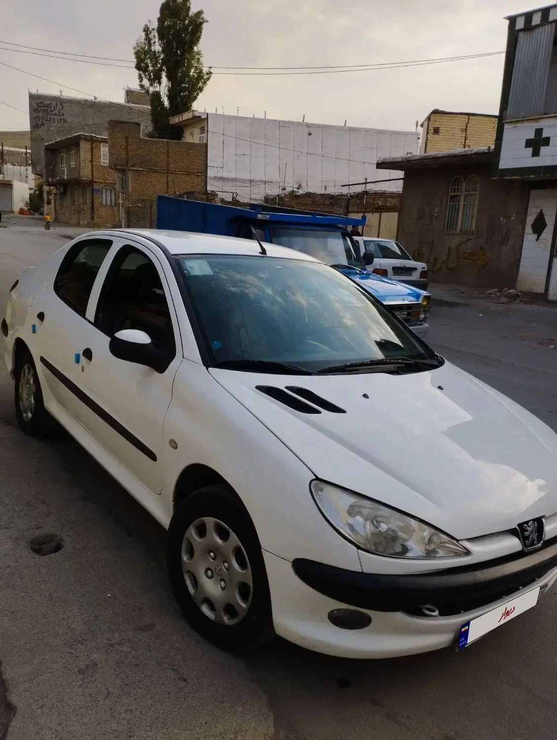 پژو ۲۰۶ صندوق دار v8 - 1395