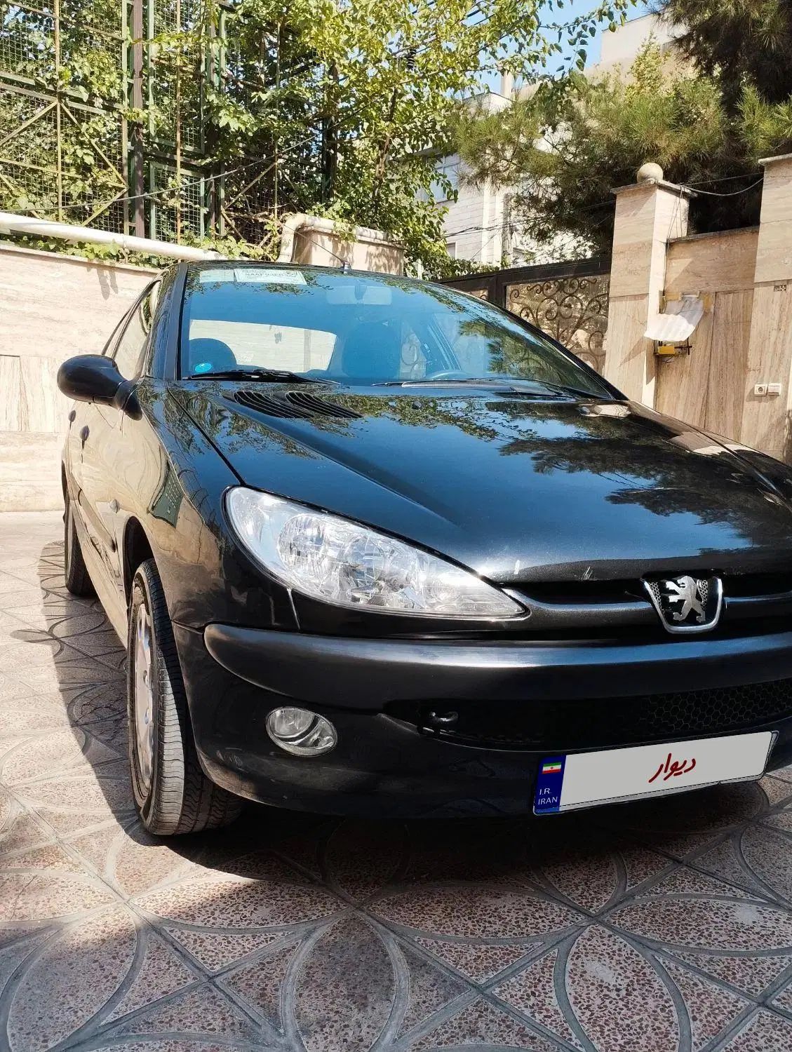 پژو ۲۰۶ صندوق دار v8 - 1396
