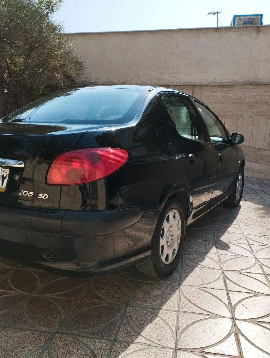 پژو ۲۰۶ صندوق دار v8 - 1396