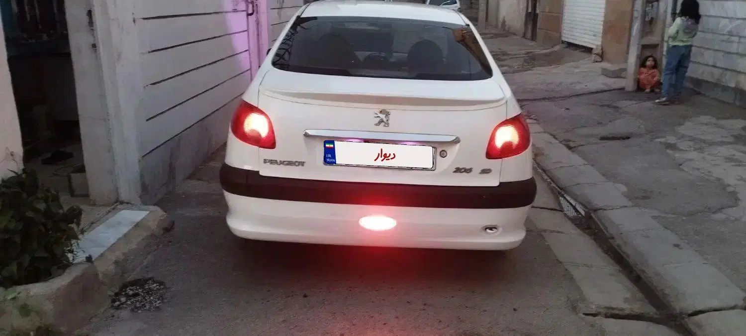 پژو ۲۰۶ صندوق دار v6 - 1389