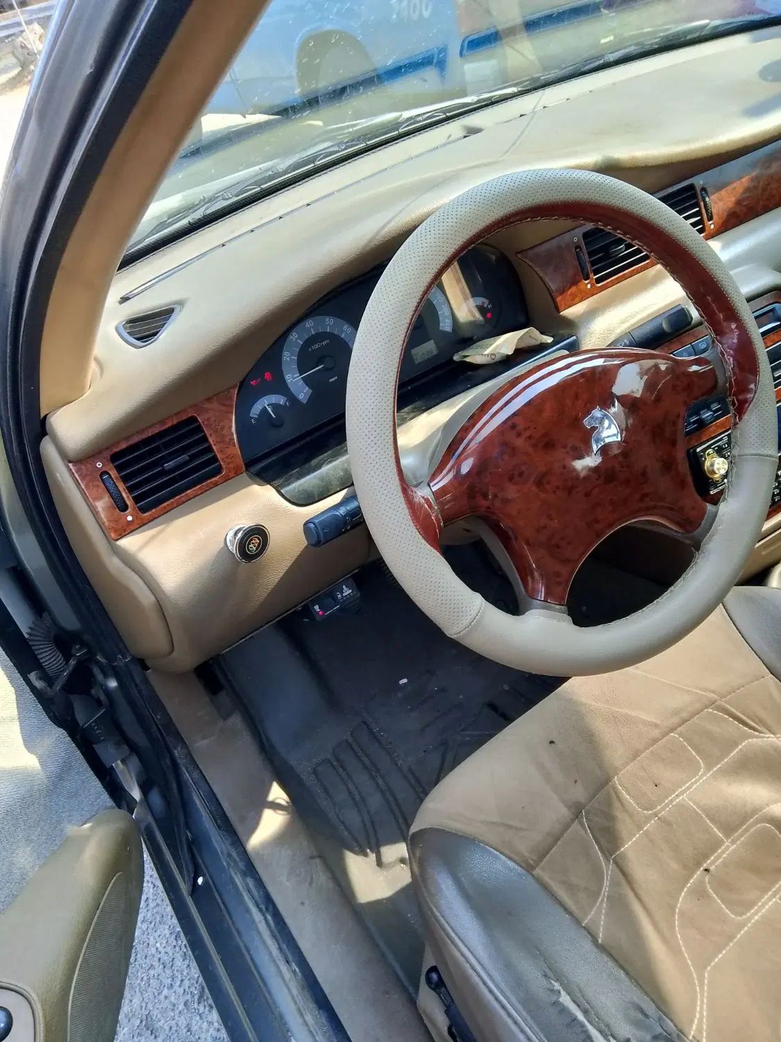 سمند LX XU7 - 1384