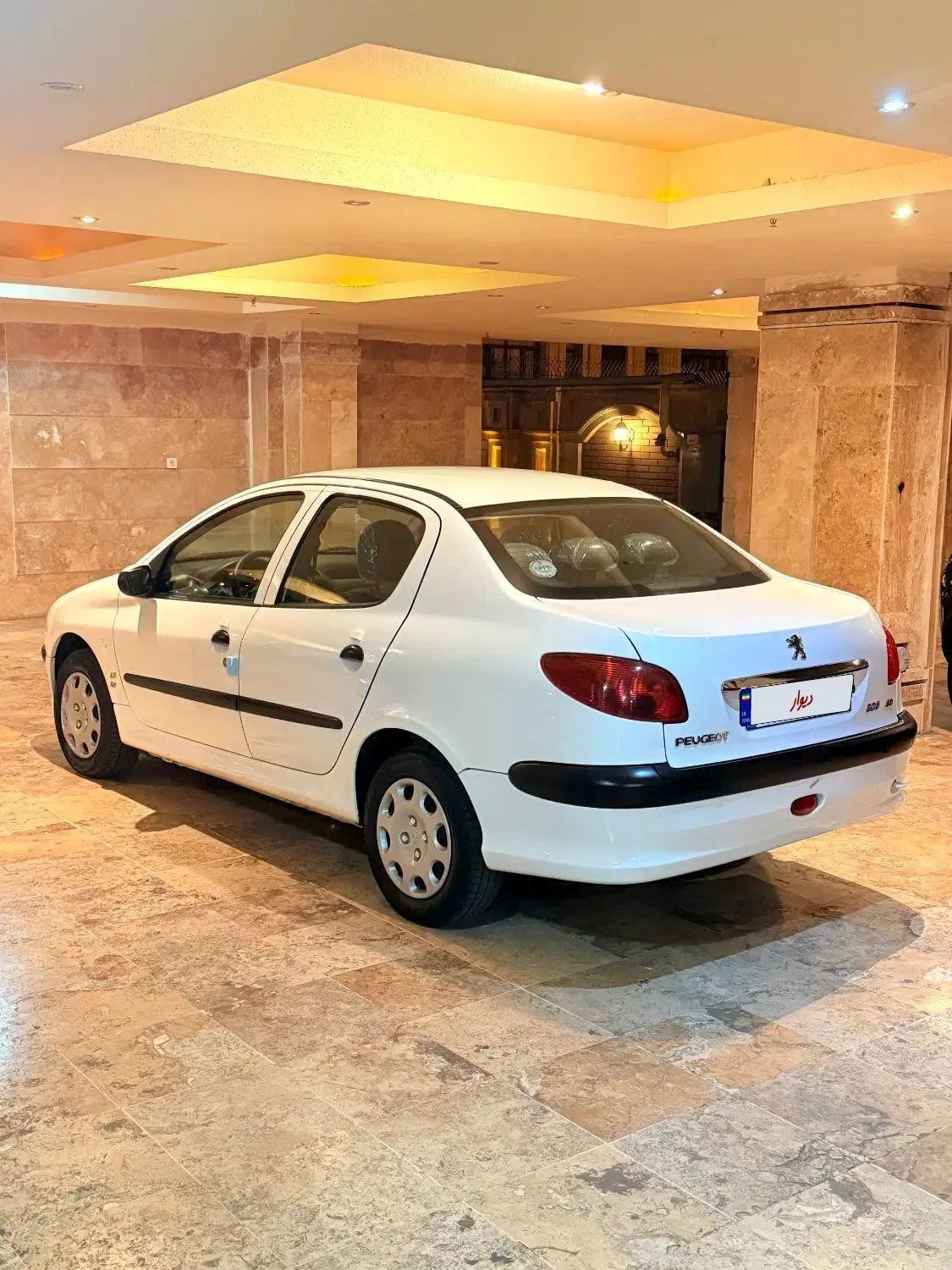 پژو ۲۰۶ صندوق دار v8 - 1399