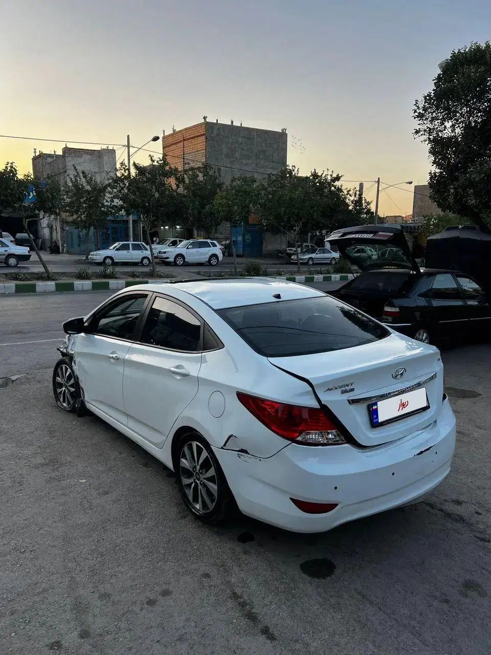 هیوندای اکسنت 1.6 لیتر بلو - 2015