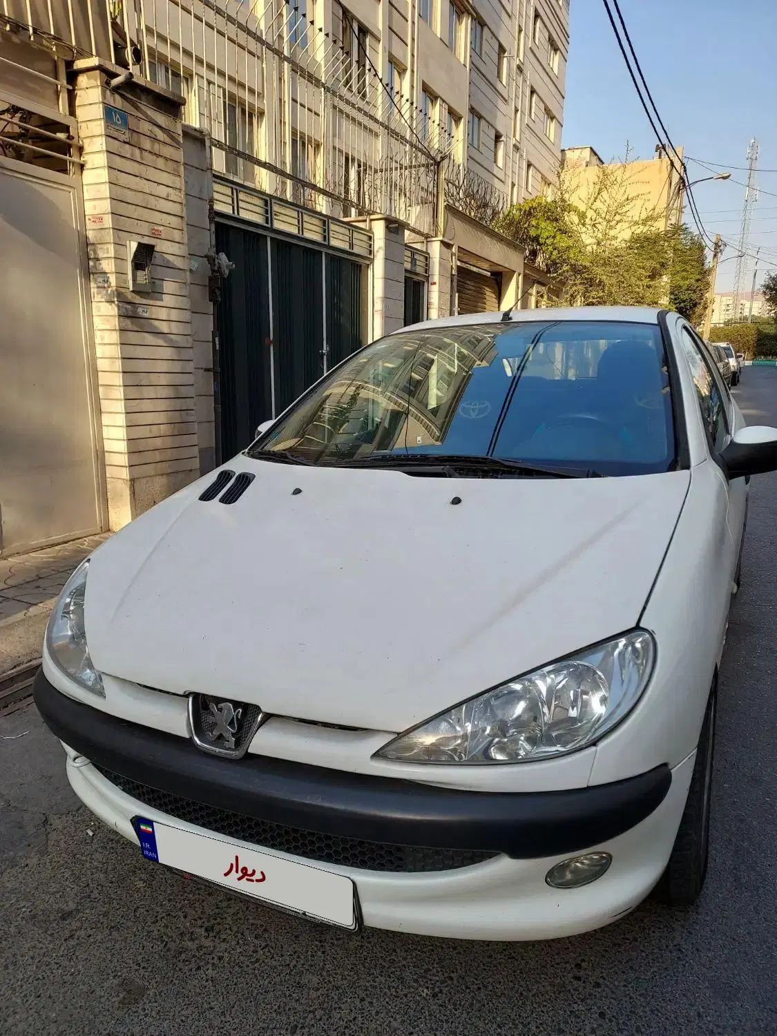 پژو ۲۰۶ صندوق دار v8 - 1394
