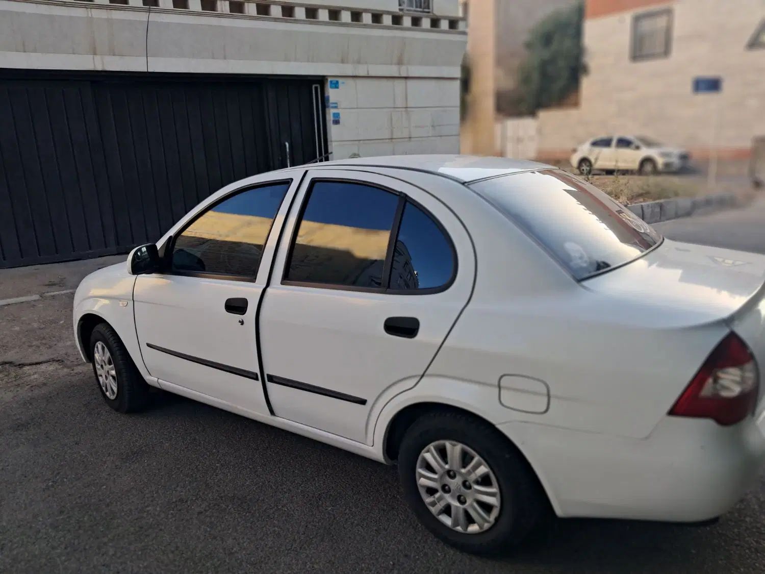 تیبا صندوق دار SX - 1399