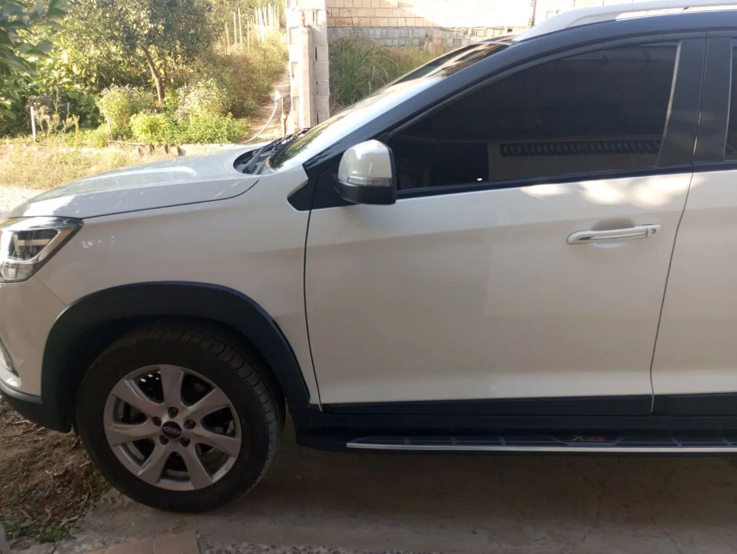 ام وی ام X22 دنده ای اسپرت لاکچری - 1400