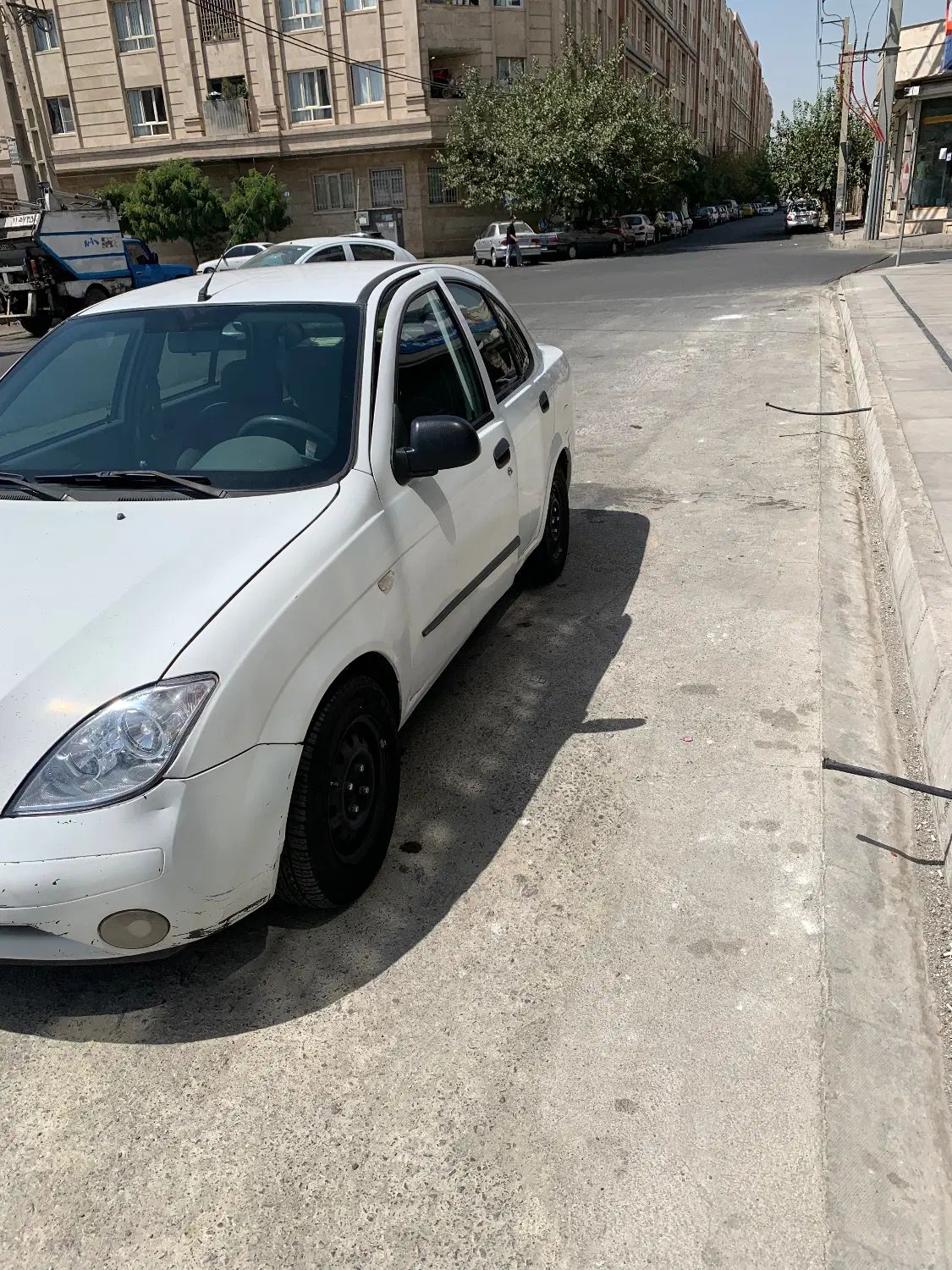 تیبا صندوق دار SX - 1396