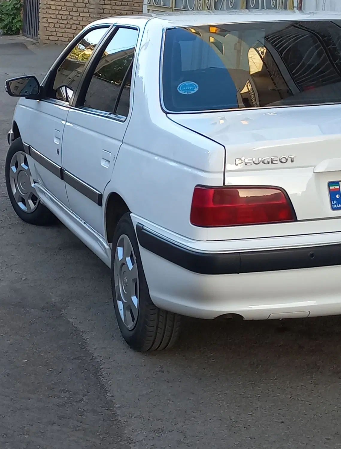 پژو پارس سال - 1402