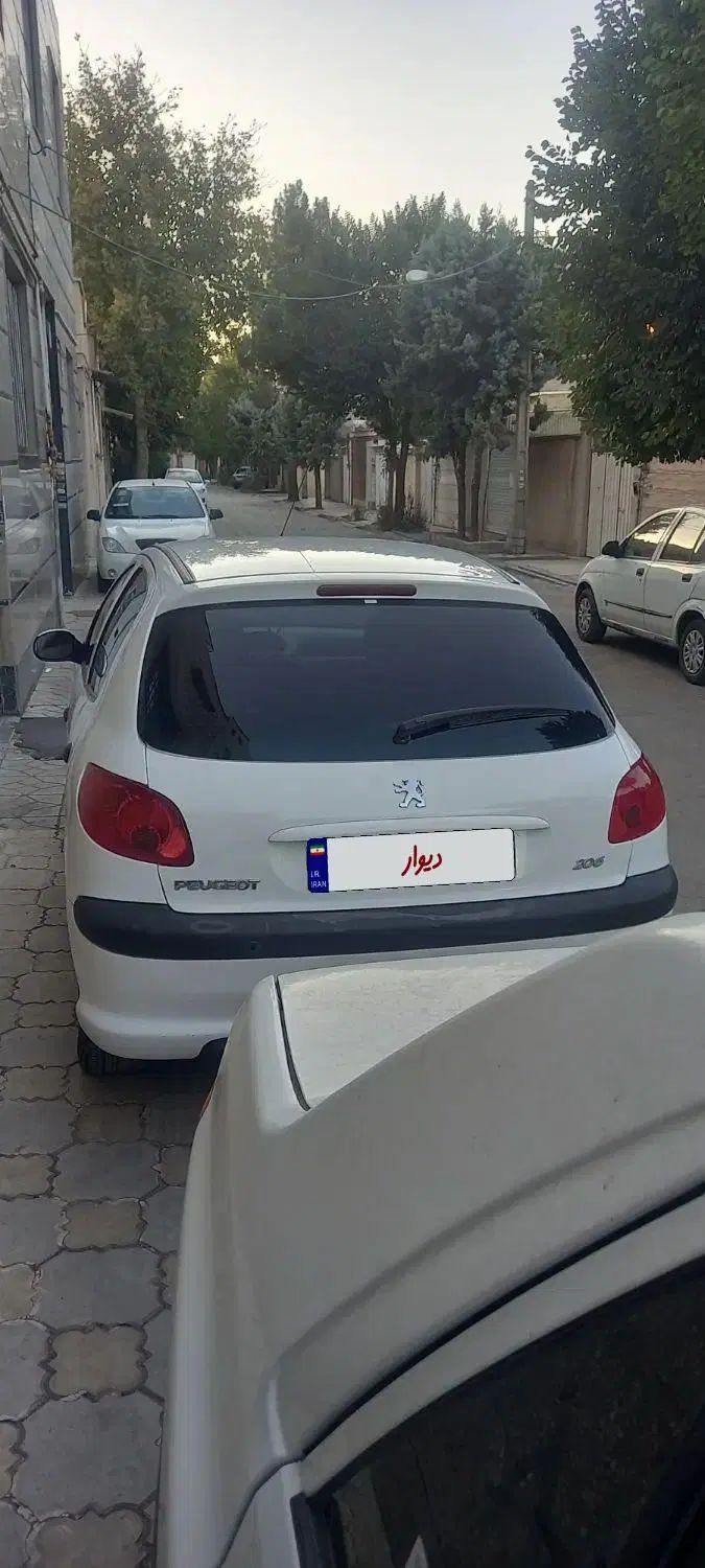 پژو 206 تیپ 5 - 1395