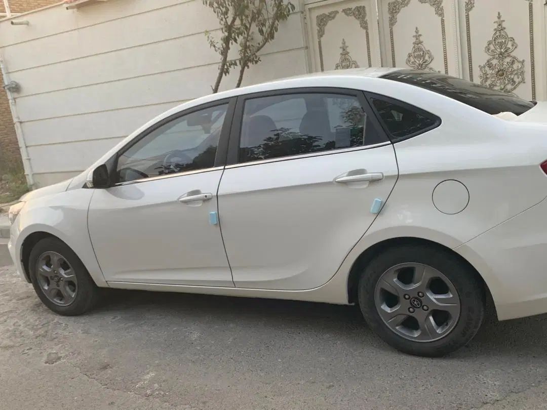 جک J4 اتوماتیک ساده - 1401