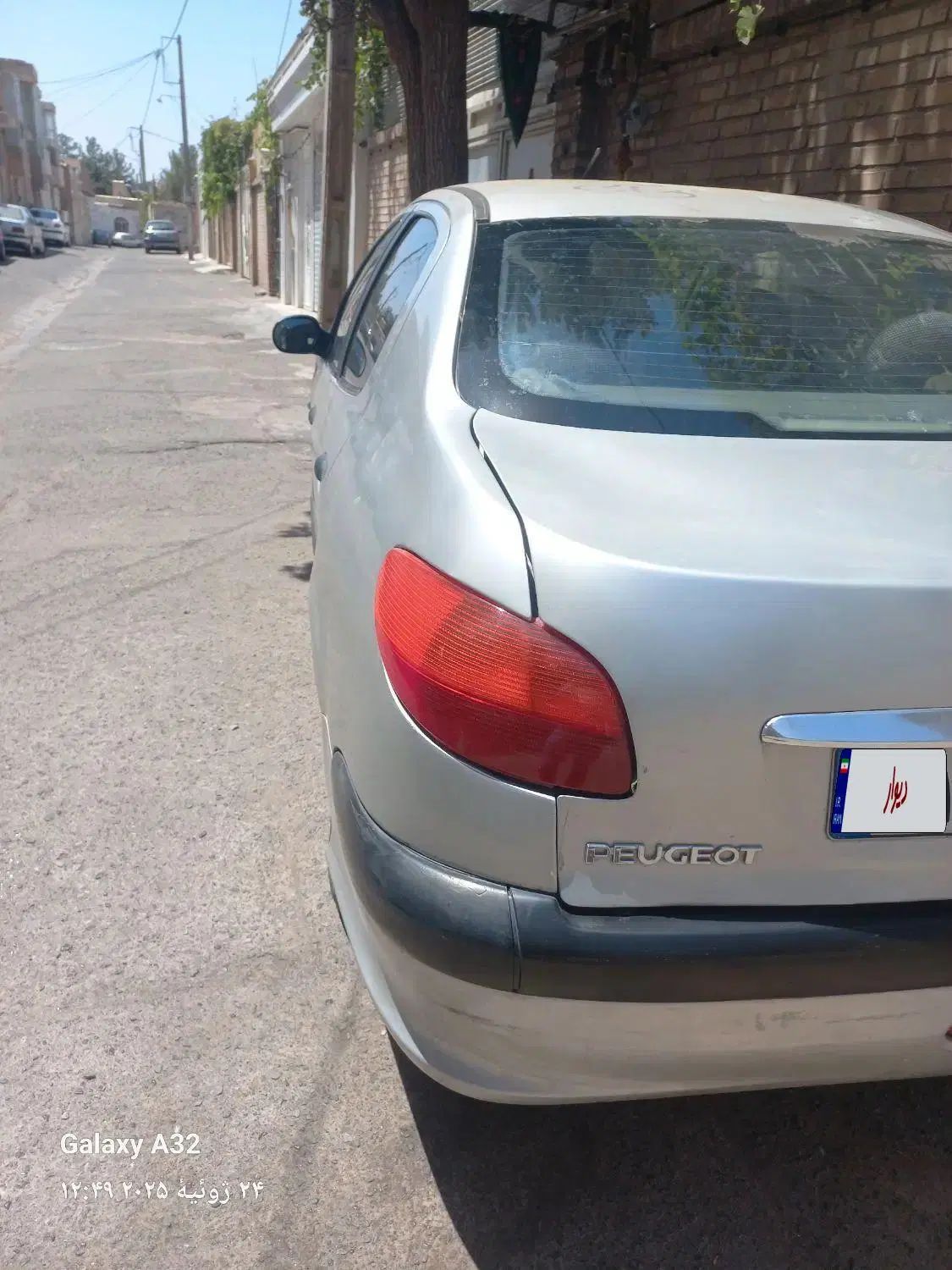 پژو ۲۰۶ صندوق دار v8 - 1386