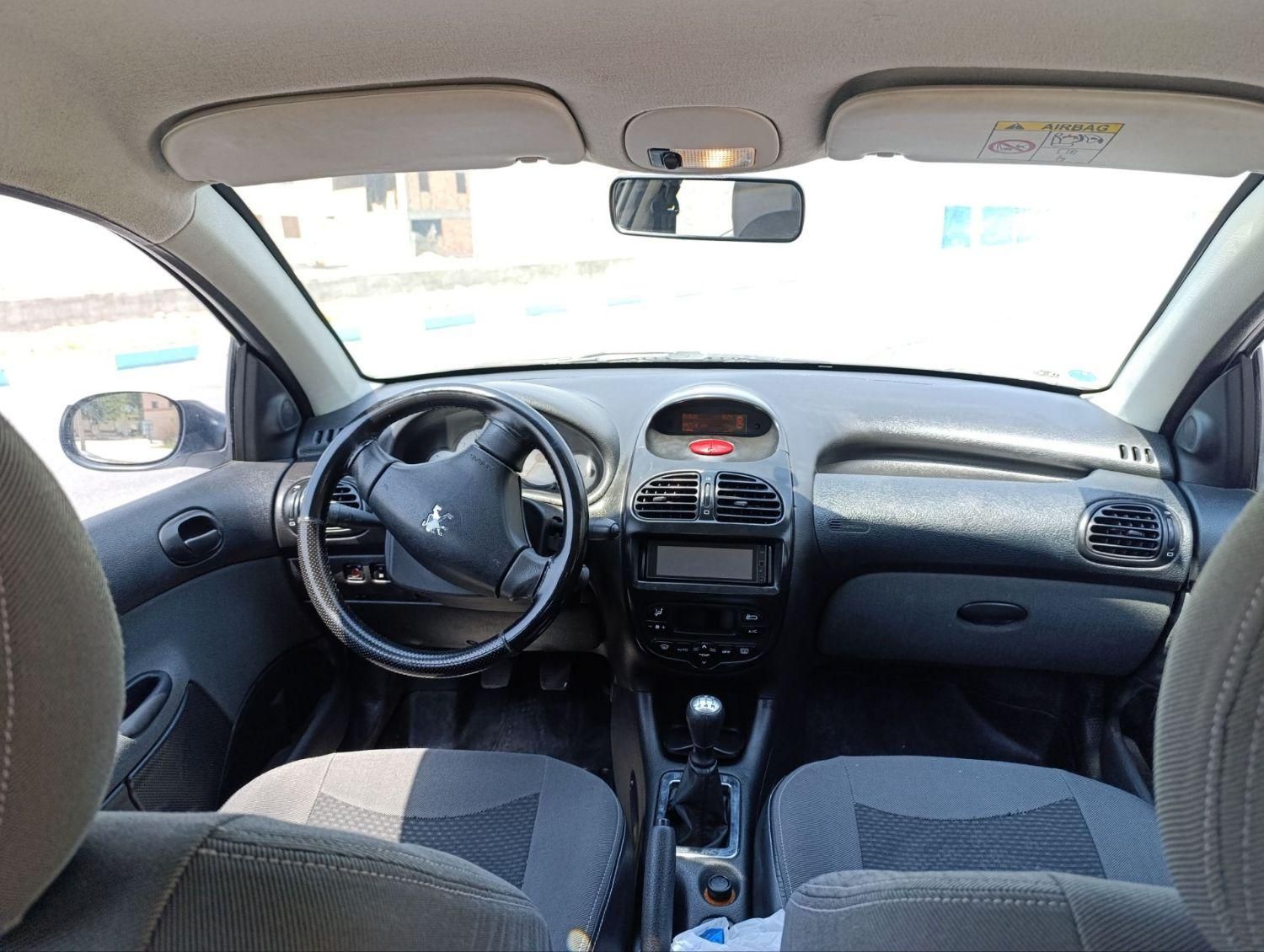 پژو ۲۰۶ صندوق دار v8 - 1399