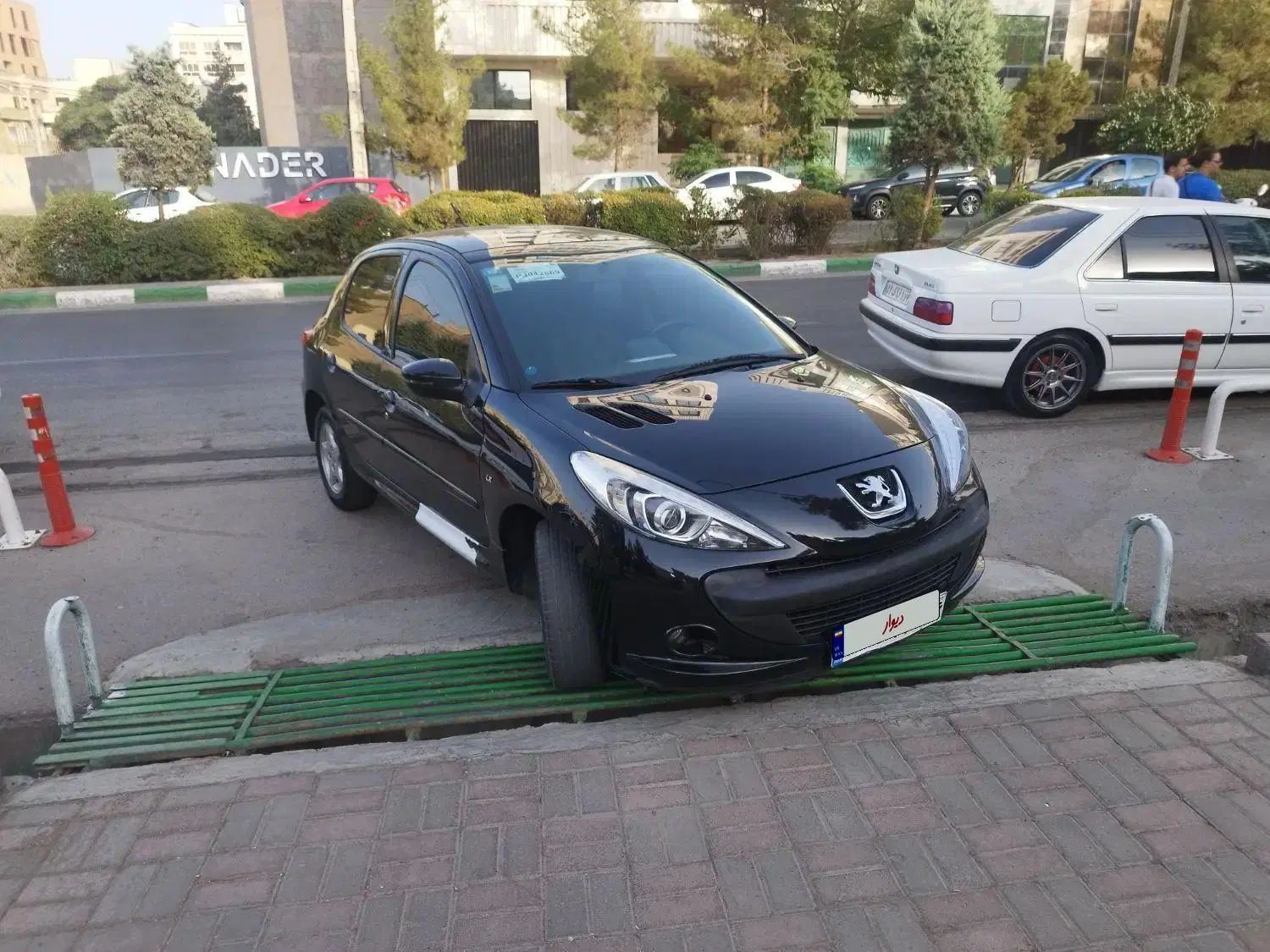 پژو 207 دنده‌ای فرمان هیدرولیک - 1402