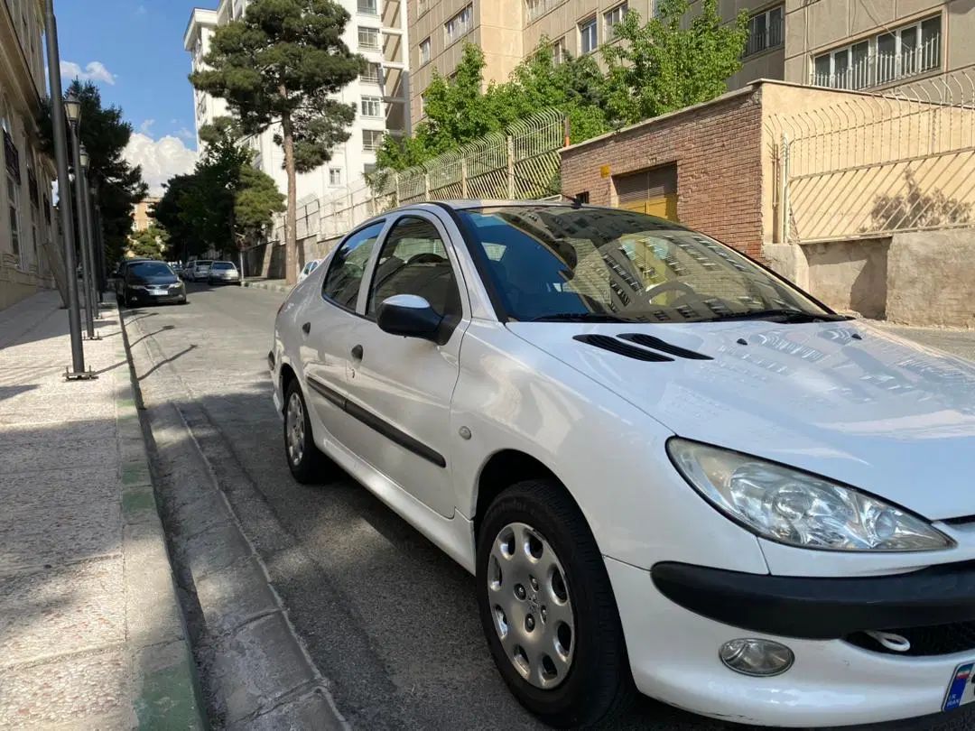 پژو ۲۰۶ صندوق دار v8 - 1395