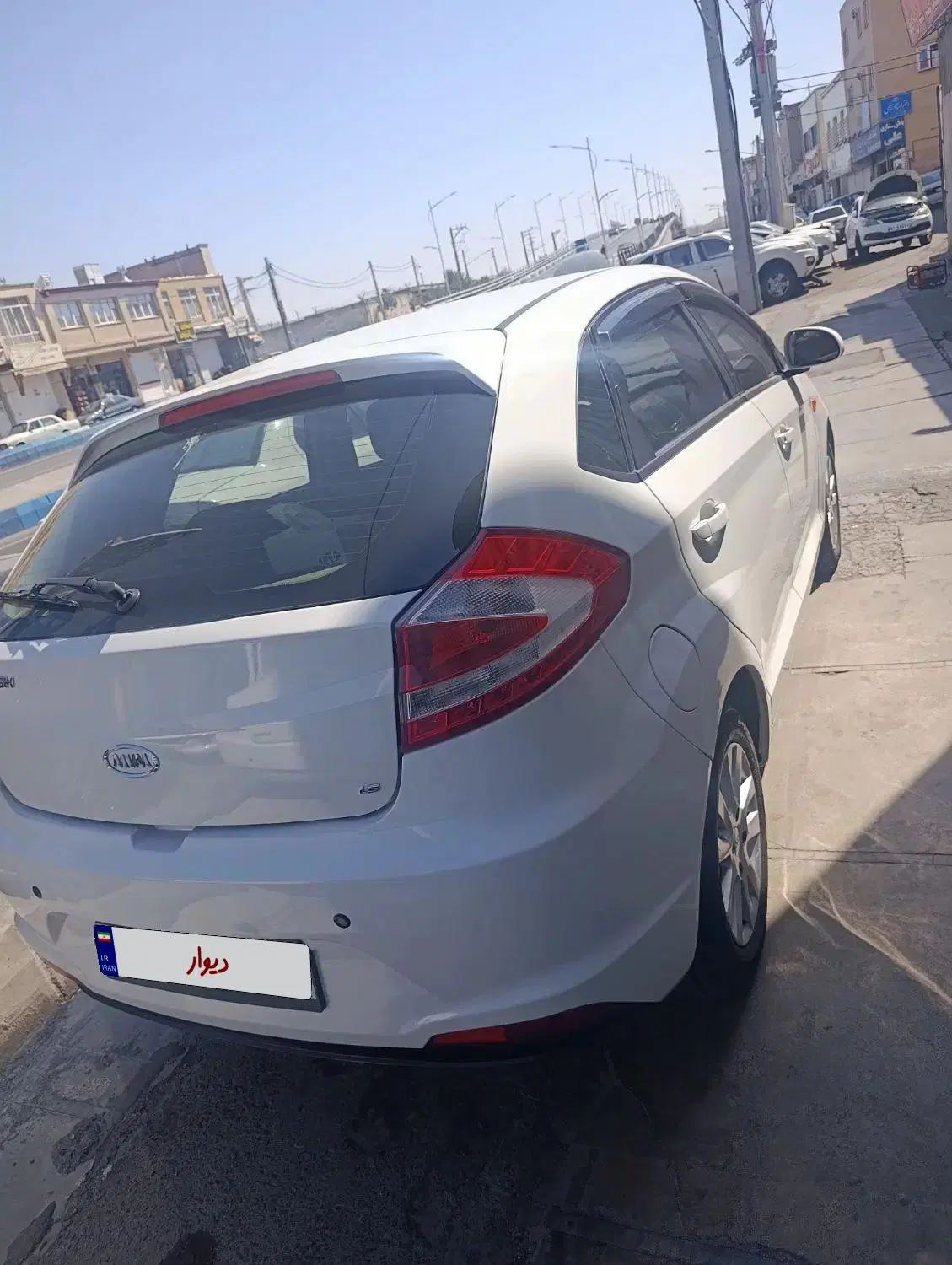 ام وی ام 315 هاچ بک اسپرت لاکچری - 1394