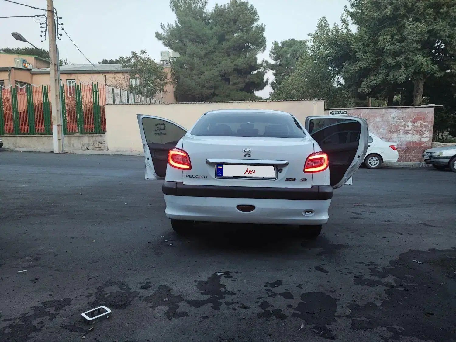 پژو ۲۰۶ صندوق دار v8 - 1395