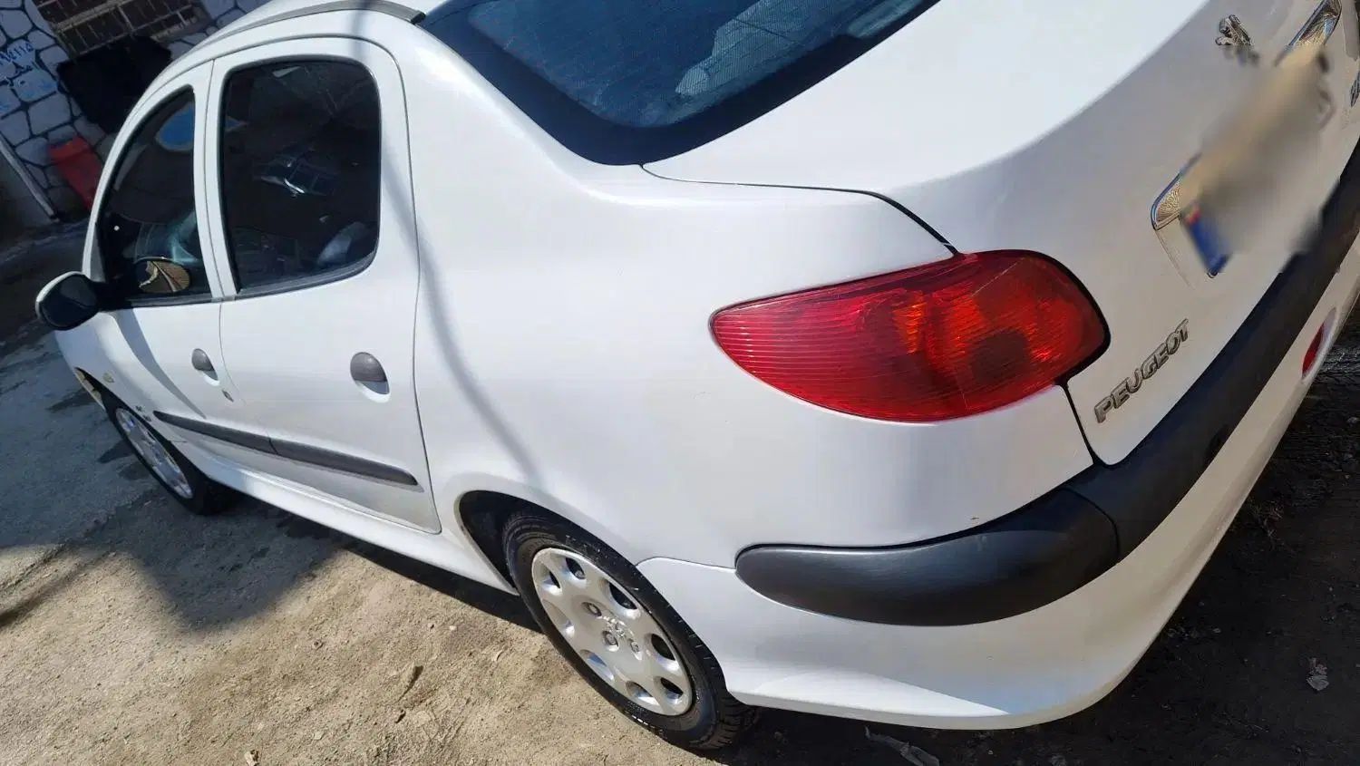 پژو ۲۰۶ صندوق دار v8 - 1397