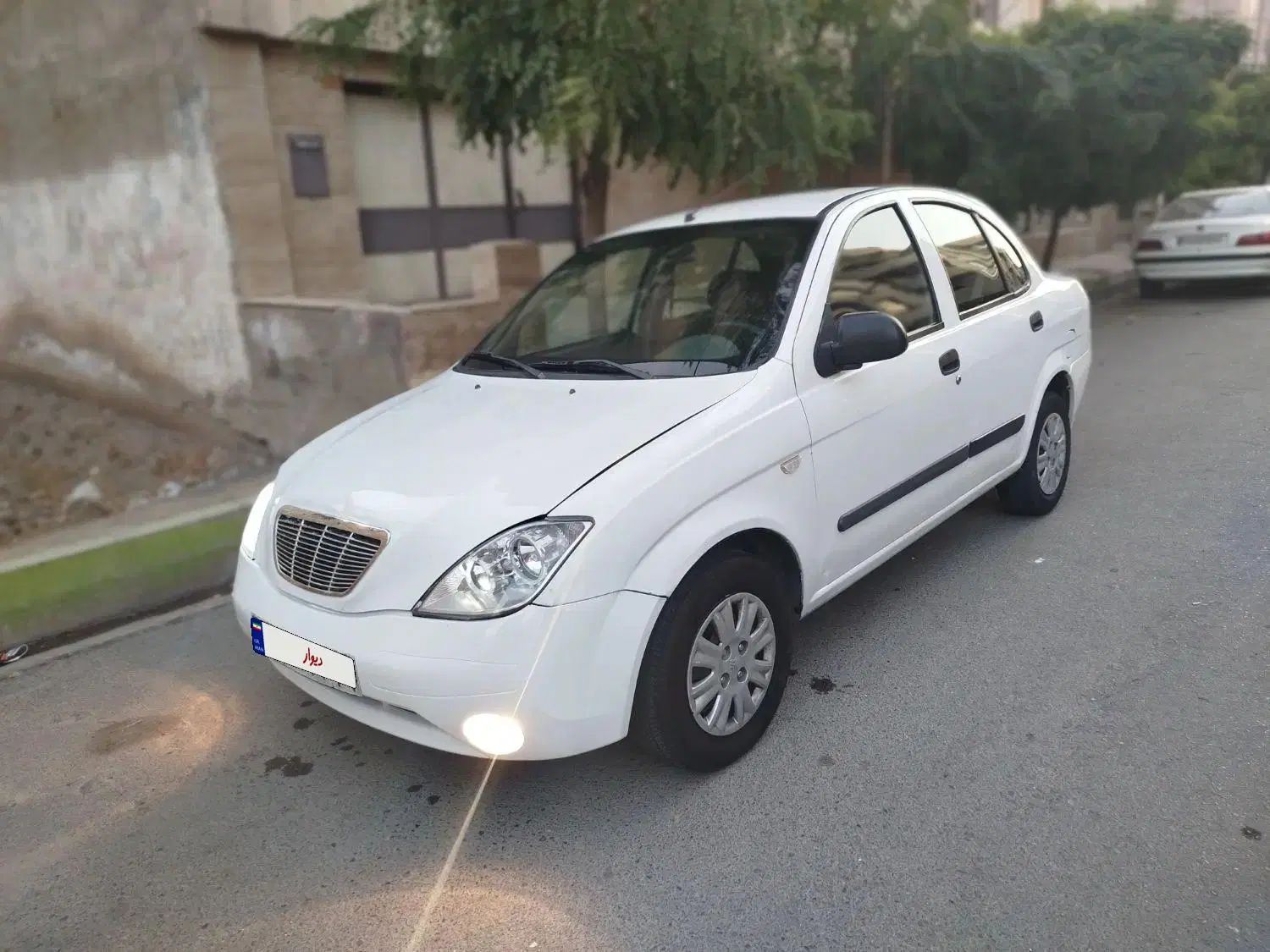 تیبا صندوق دار SX - 1394