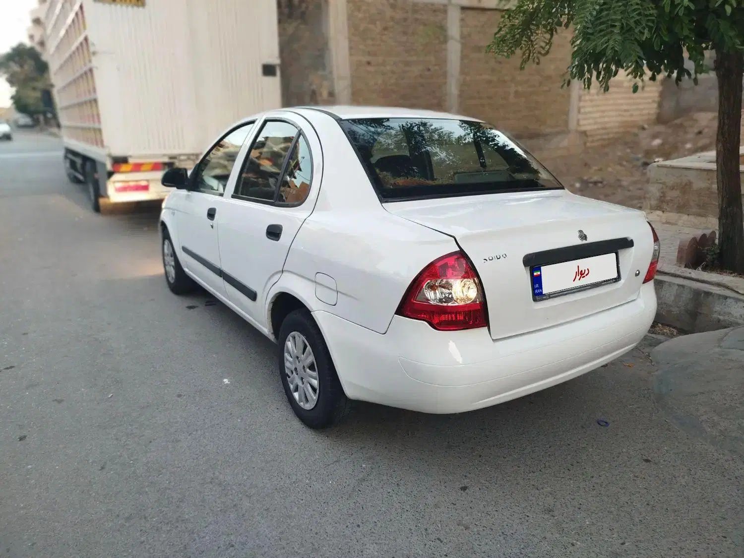 تیبا صندوق دار SX - 1394