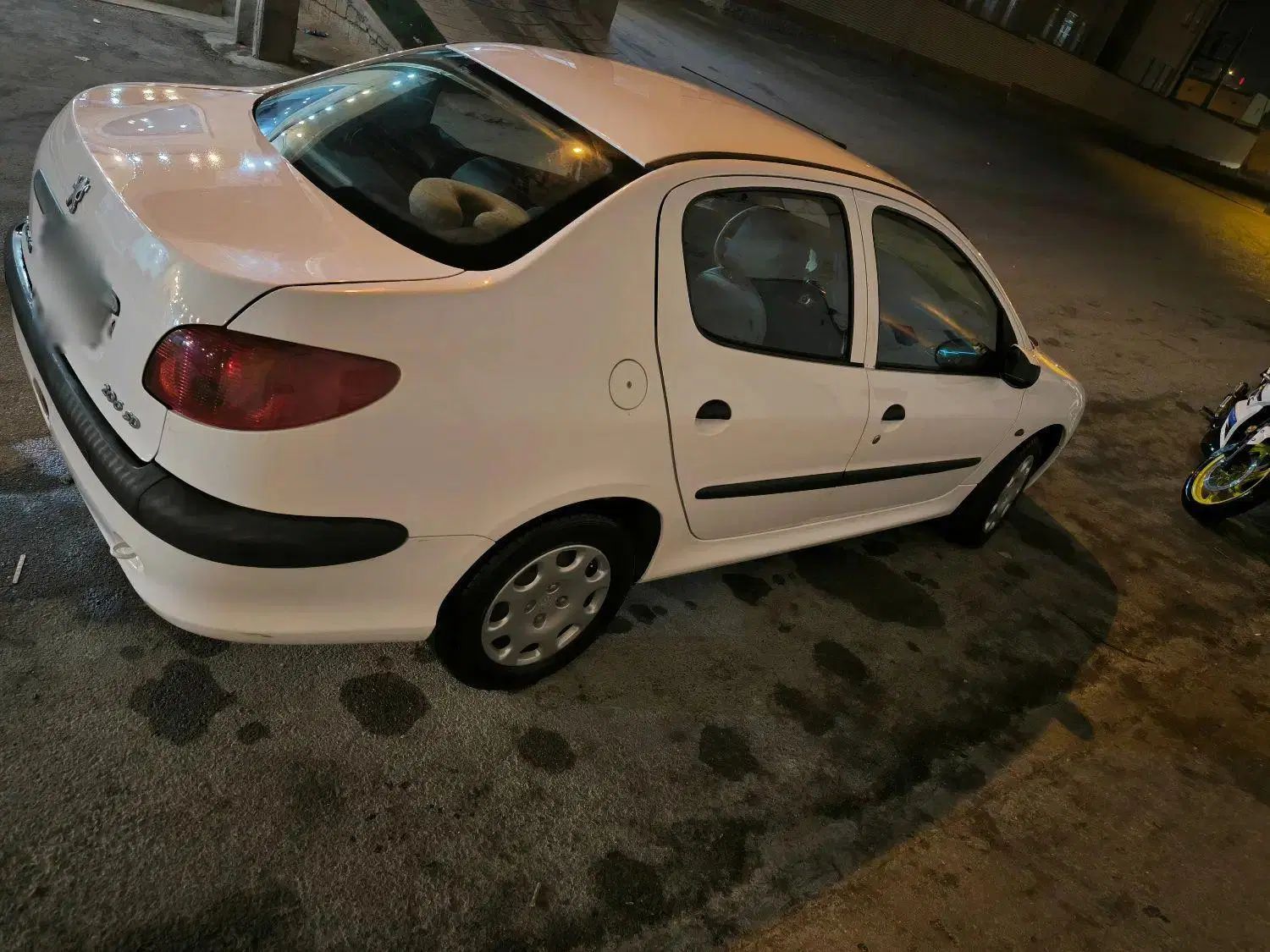 پژو ۲۰۶ صندوق دار v8 - 1394