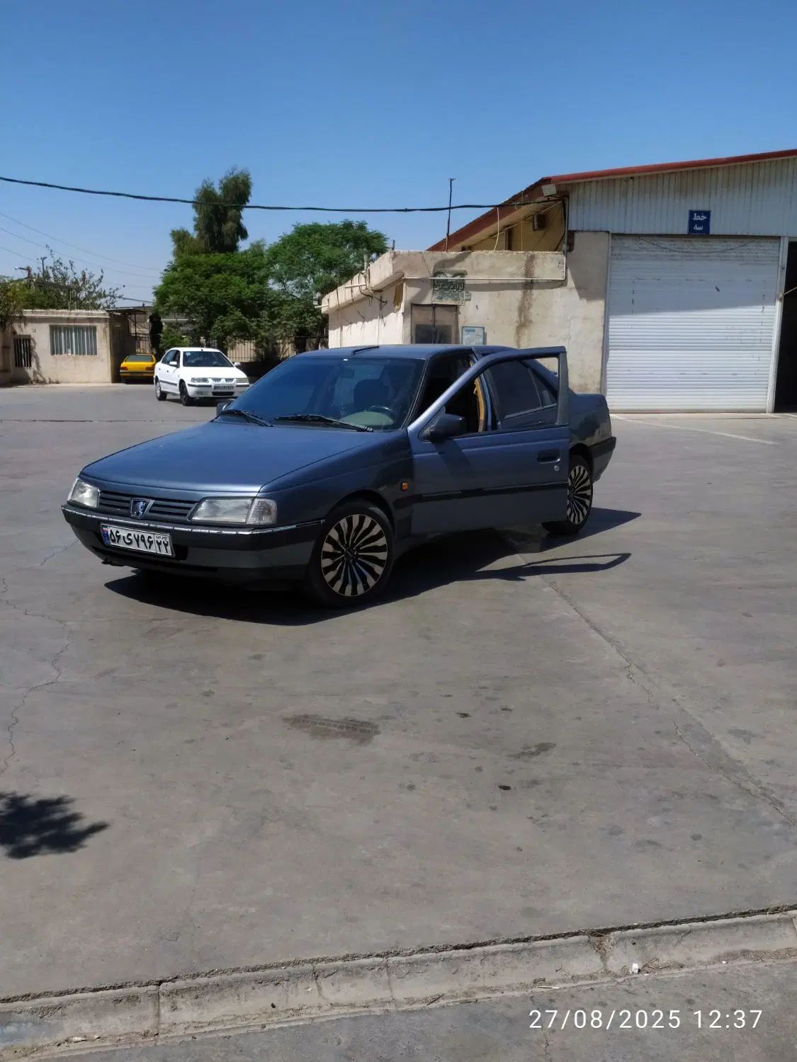 پژو 405 GL - 1366