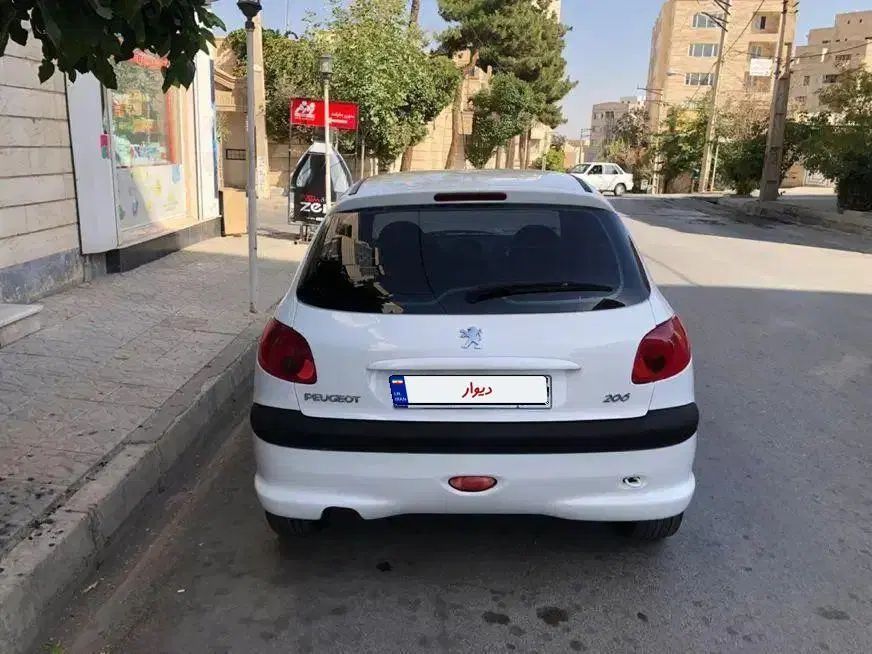 پژو 206 تیپ 5 - 1396