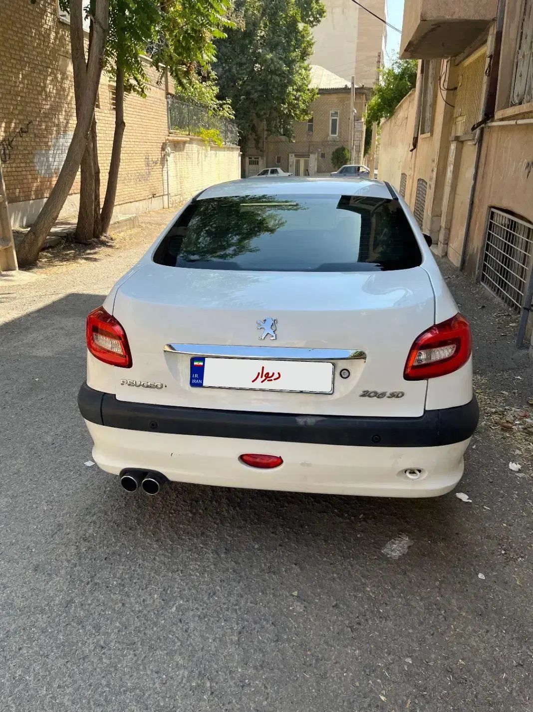پژو ۲۰۶ صندوق دار v8 - 1393