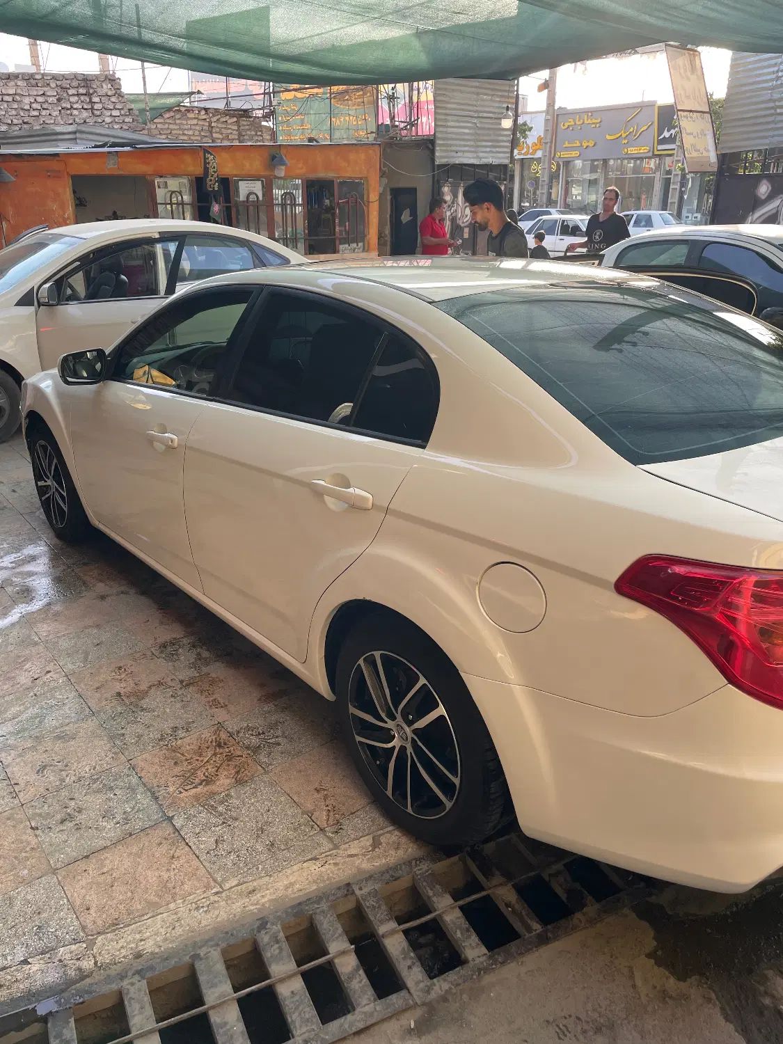 بسترن B50F اتوماتیک - 1396