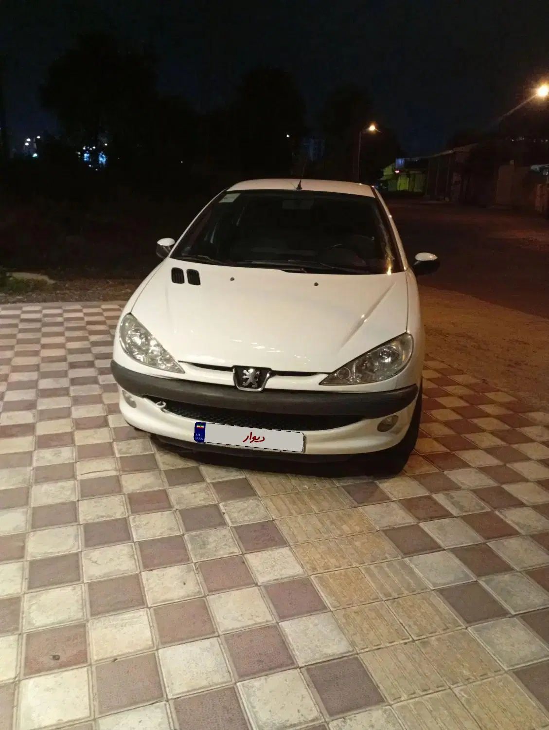 پژو ۲۰۶ صندوق دار v8 - 1395