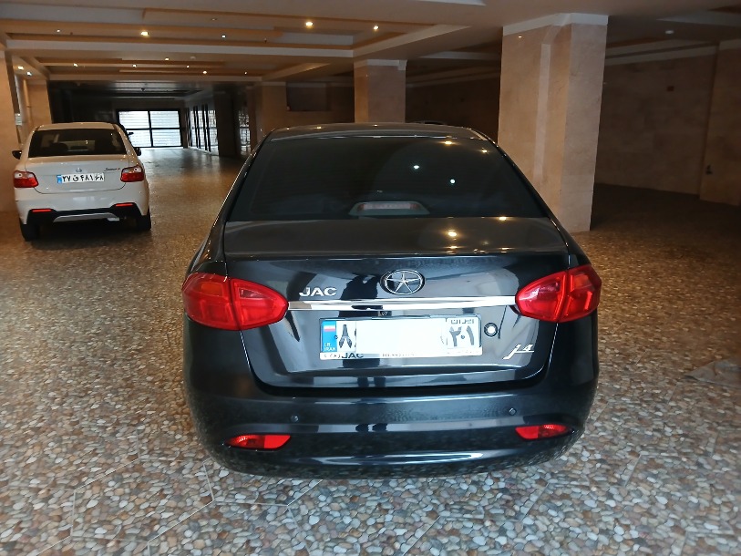 جک J4 اتوماتیک آپشنال - 1402