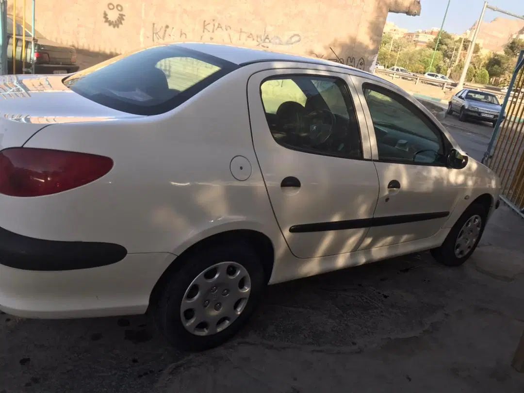 پژو ۲۰۶ صندوق دار v9 - 1390
