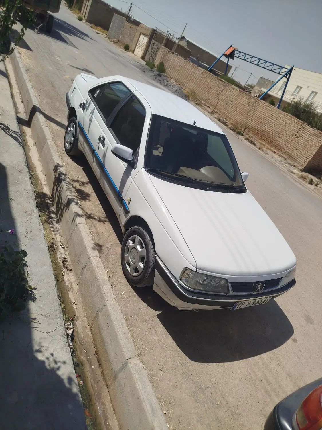 پژو 405 SLX بنزینی TU5 - 1393