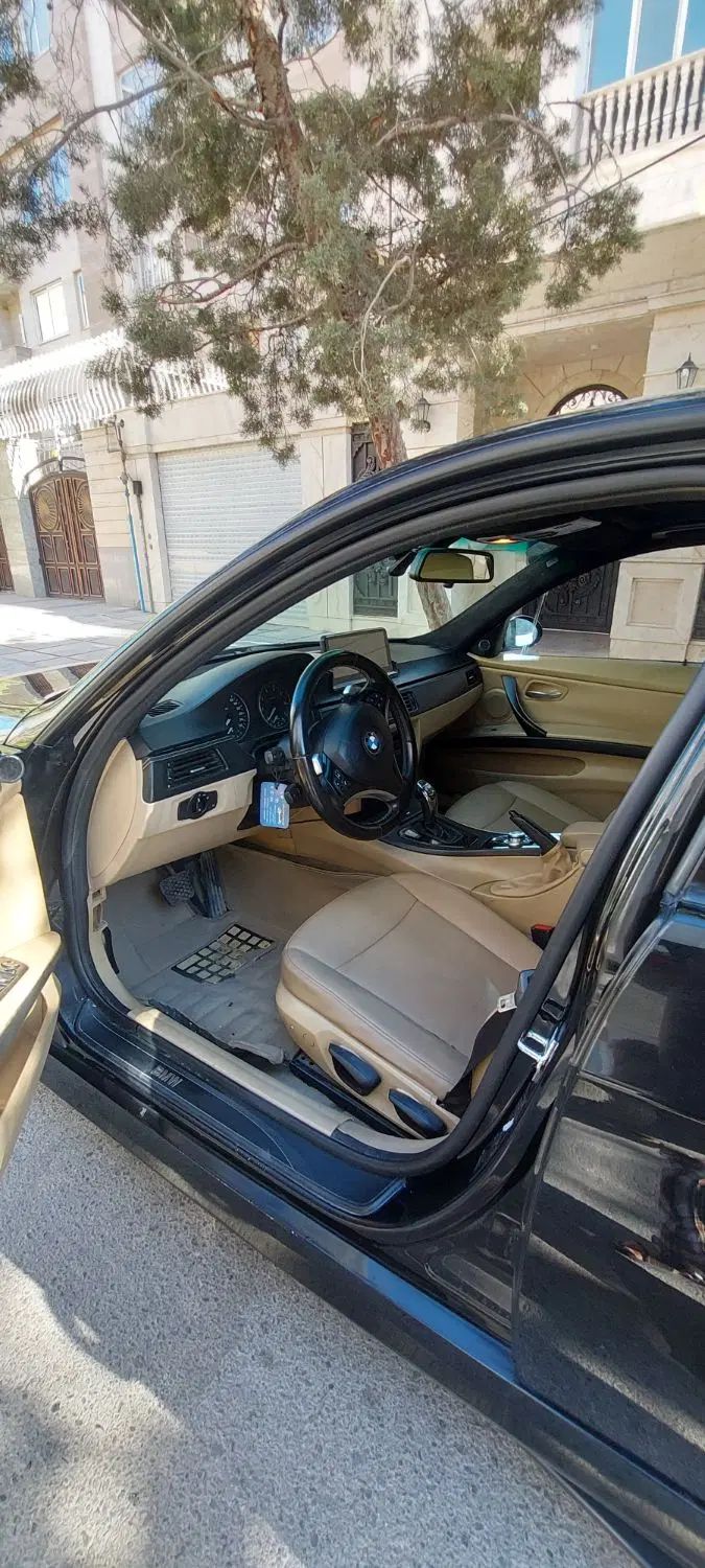 ب ام و سری 3 سدان 320i - 2007