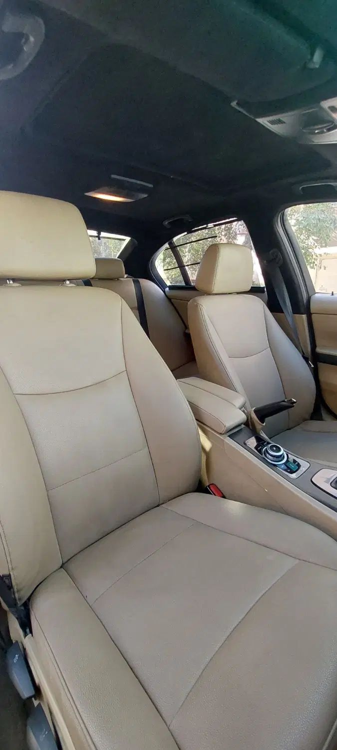 ب ام و سری 3 سدان 320i - 2007
