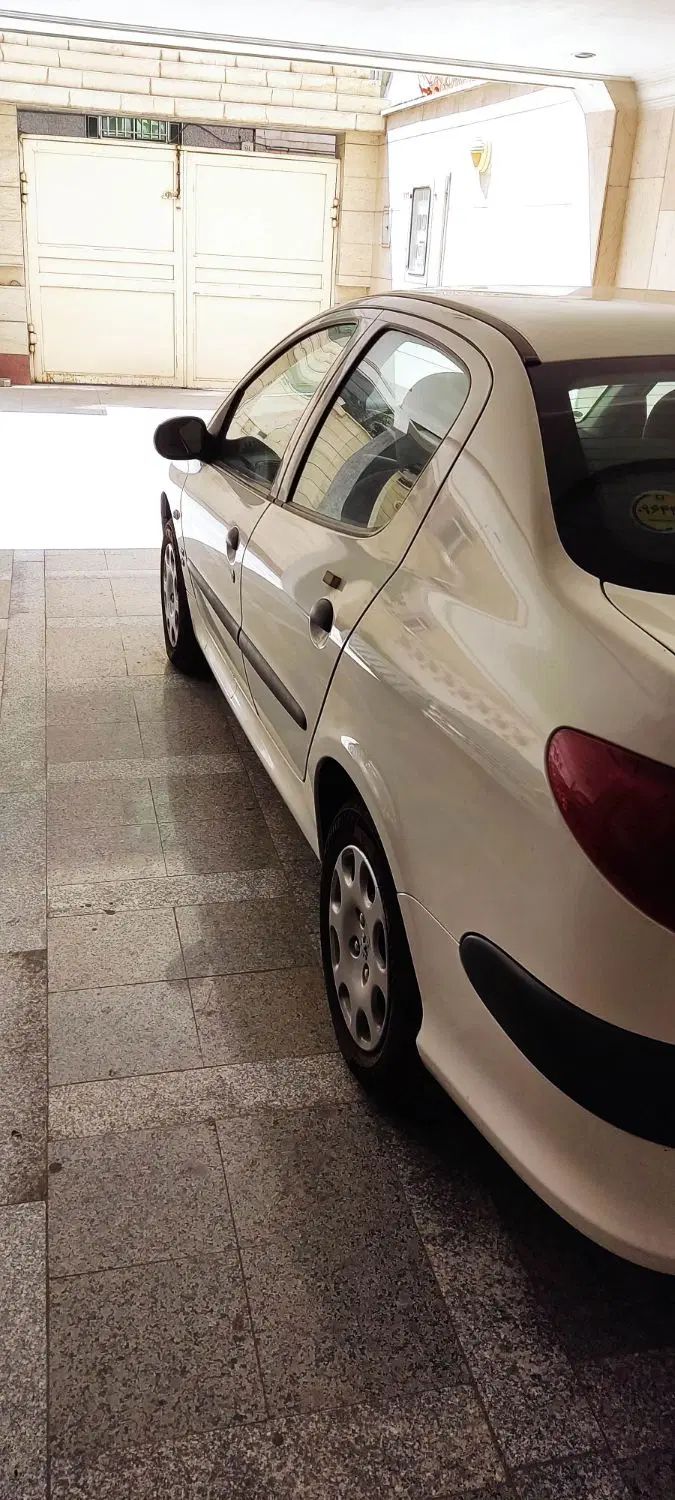 پژو ۲۰۶ صندوق دار v8 - 1398