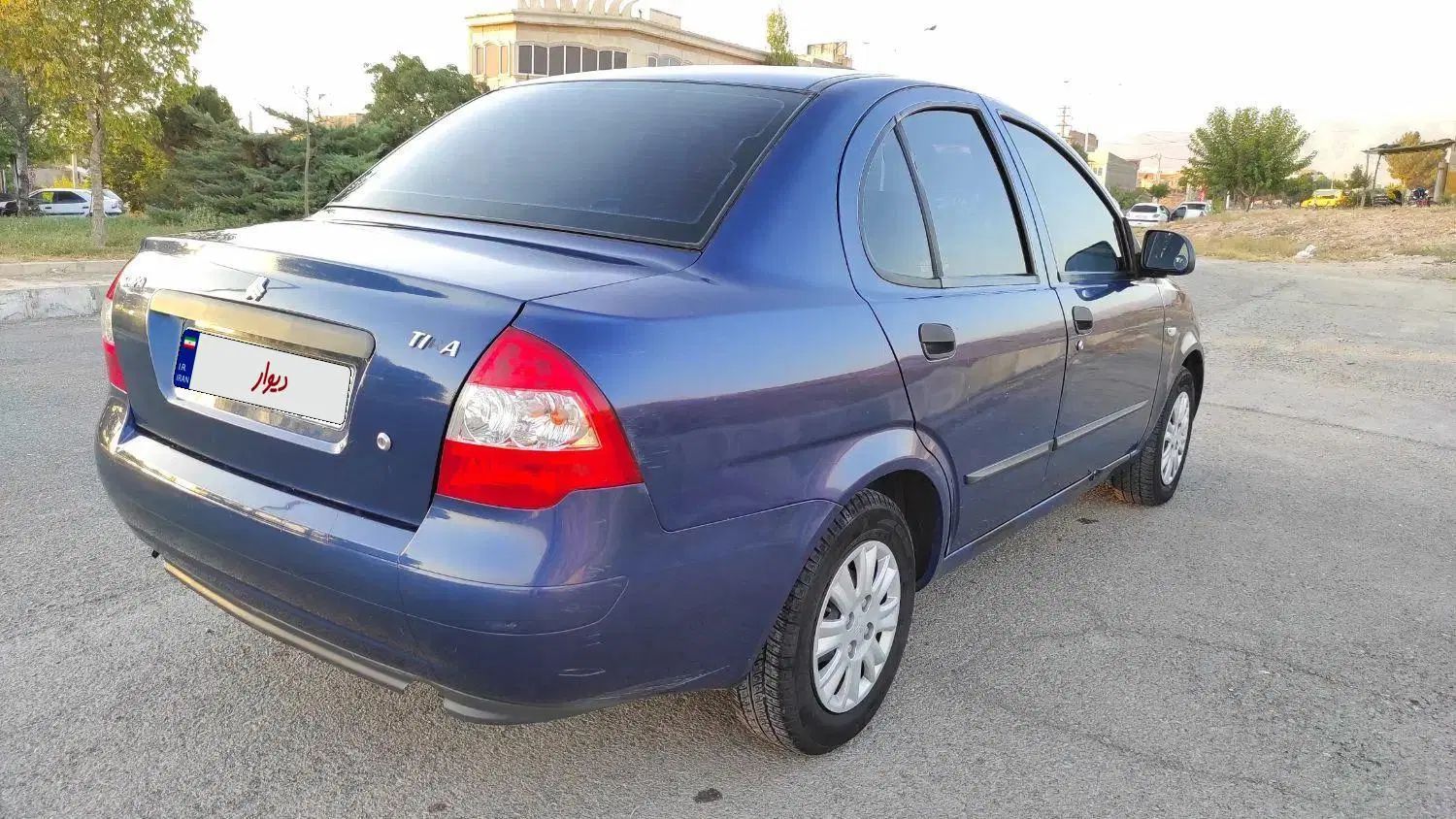 تیبا صندوق دار SX - 1396