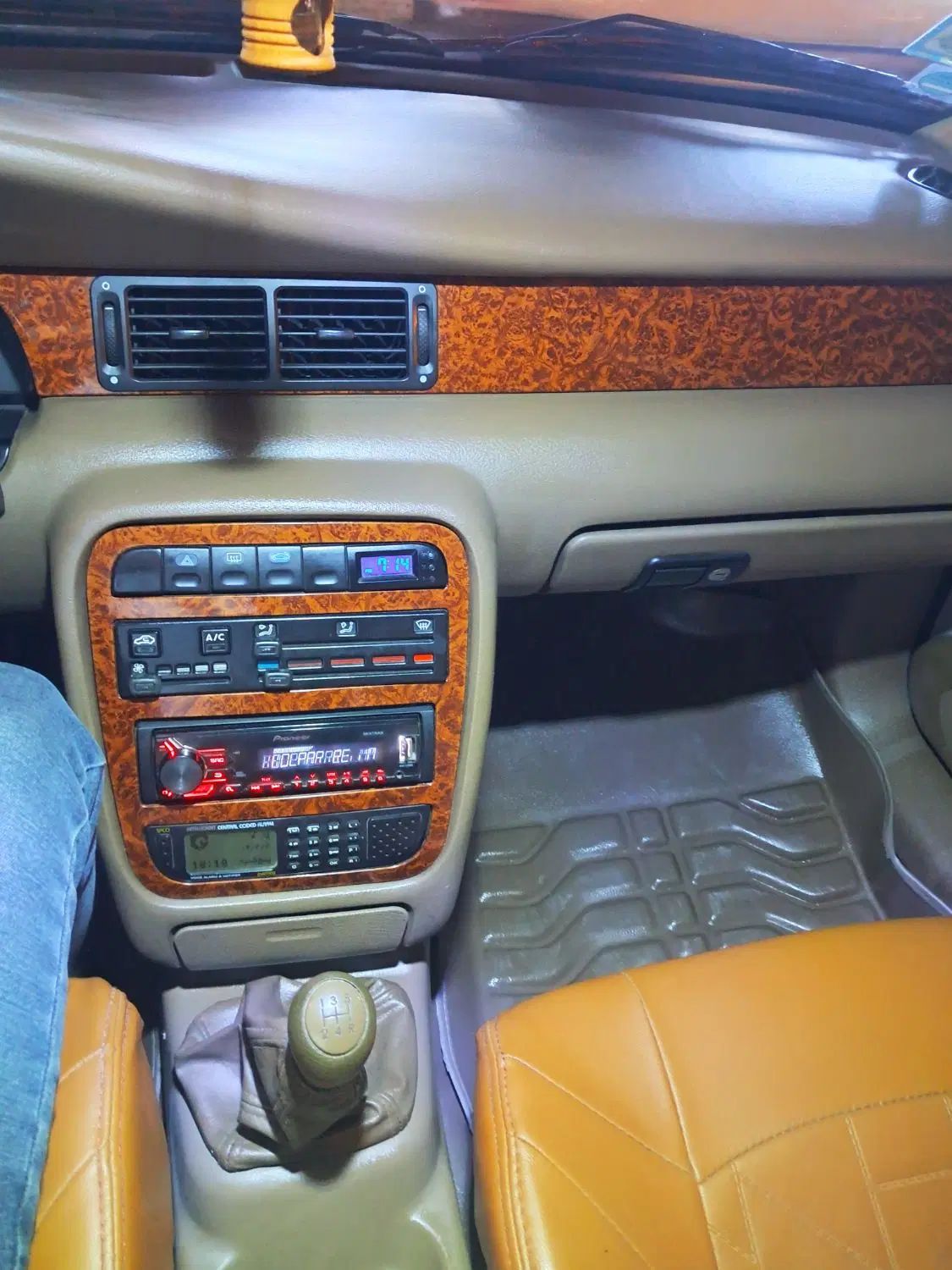 سمند LX XU7 - 1388