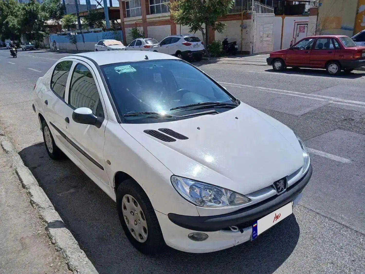 پژو ۲۰۶ صندوق دار v8 - 1395