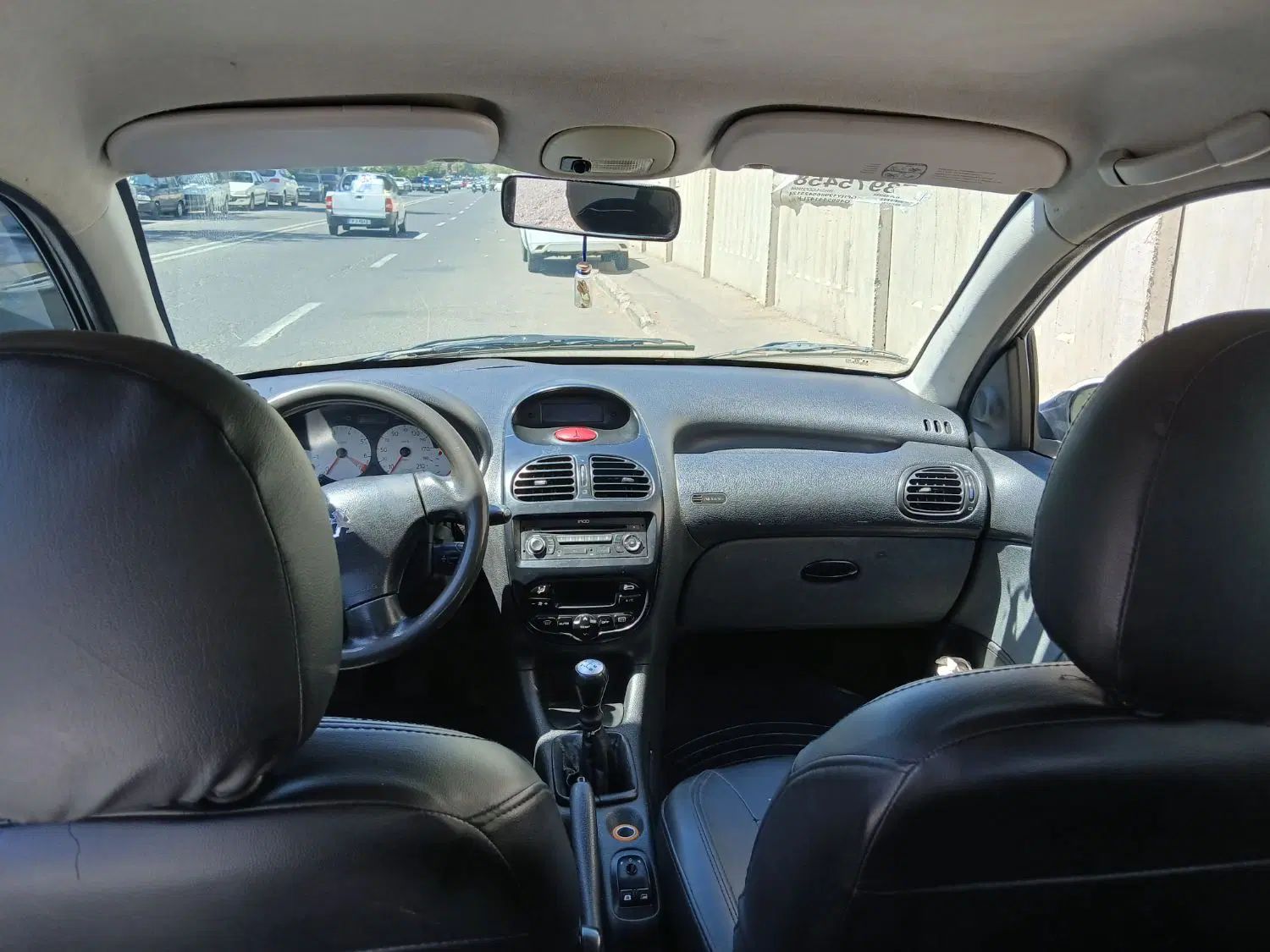 پژو ۲۰۶ صندوق دار v8 - 1395