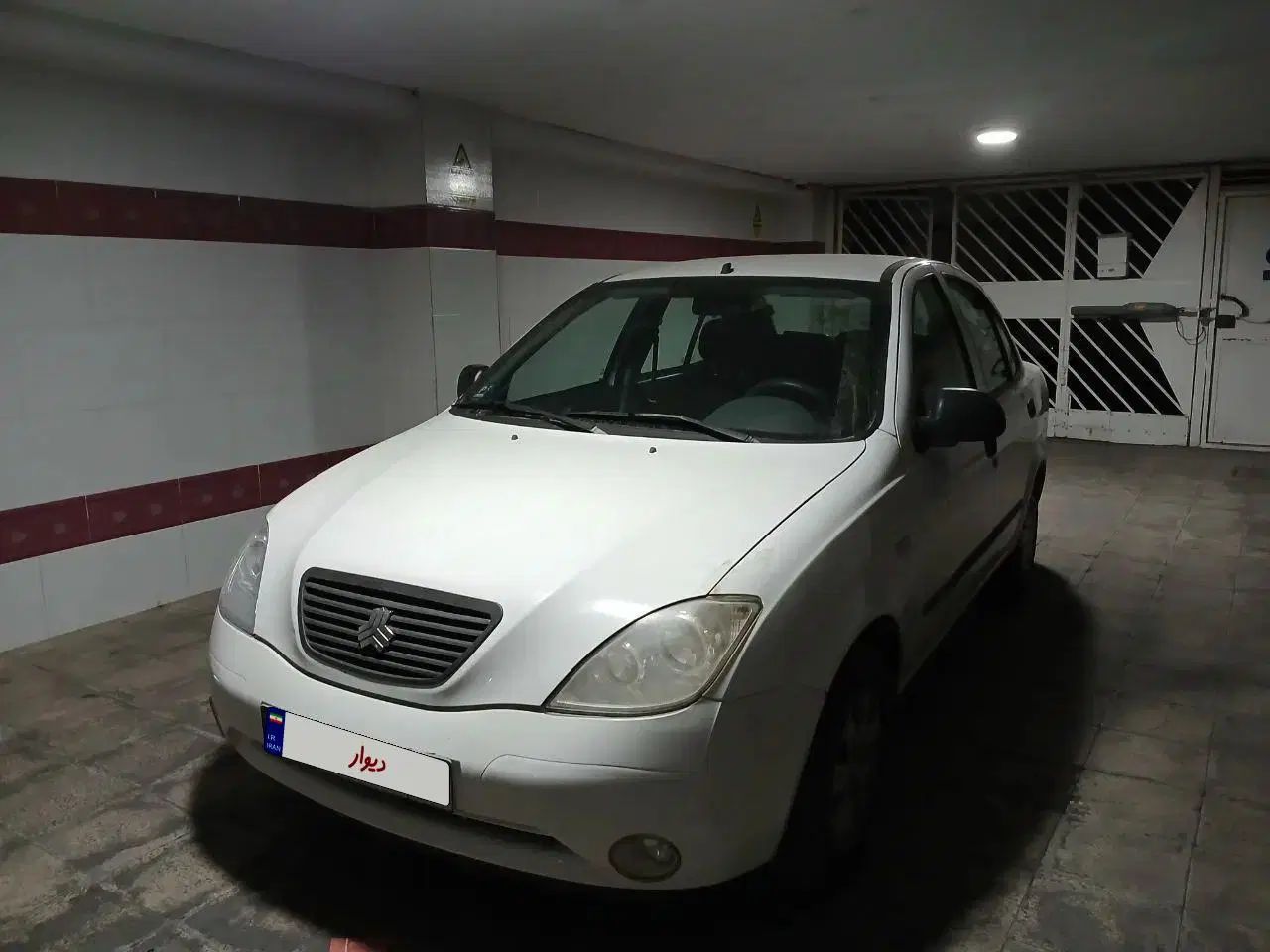 تیبا صندوق دار SX - 1395