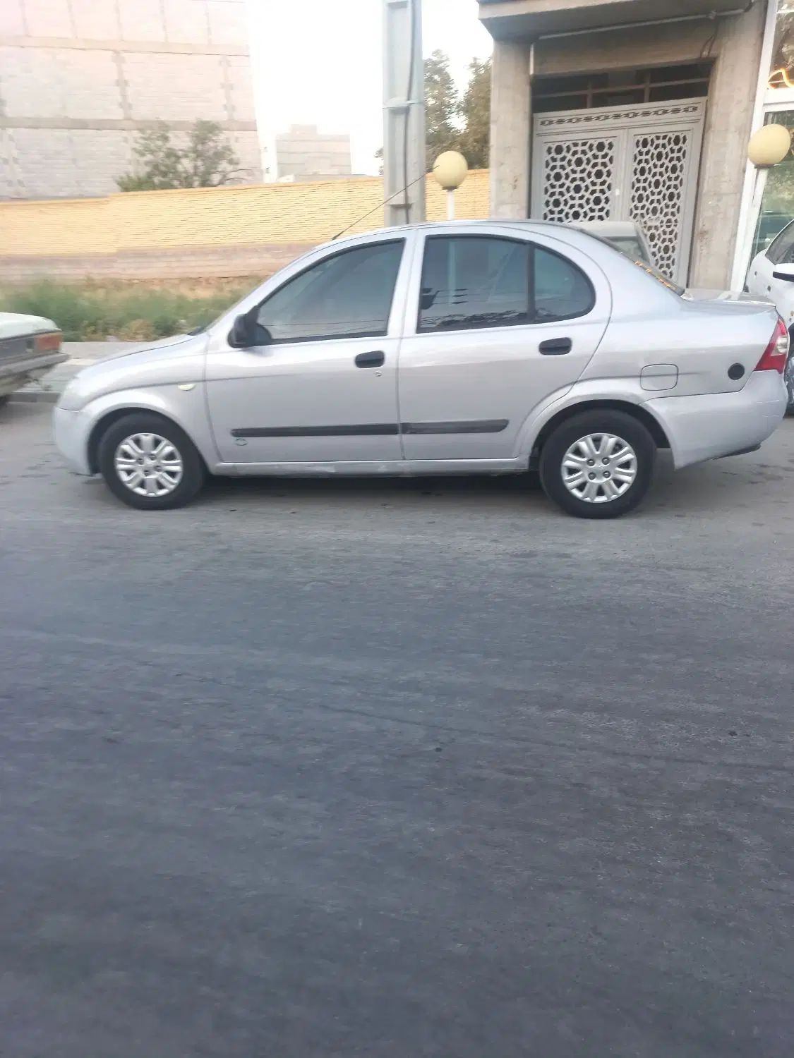 تیبا صندوق دار SX - 1395