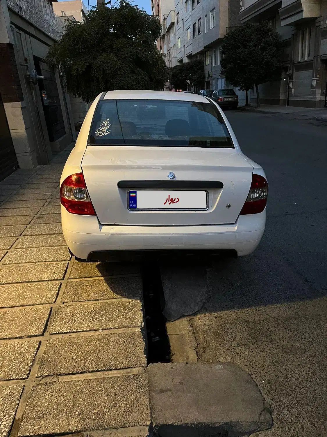 تیبا صندوق دار SX - 1394