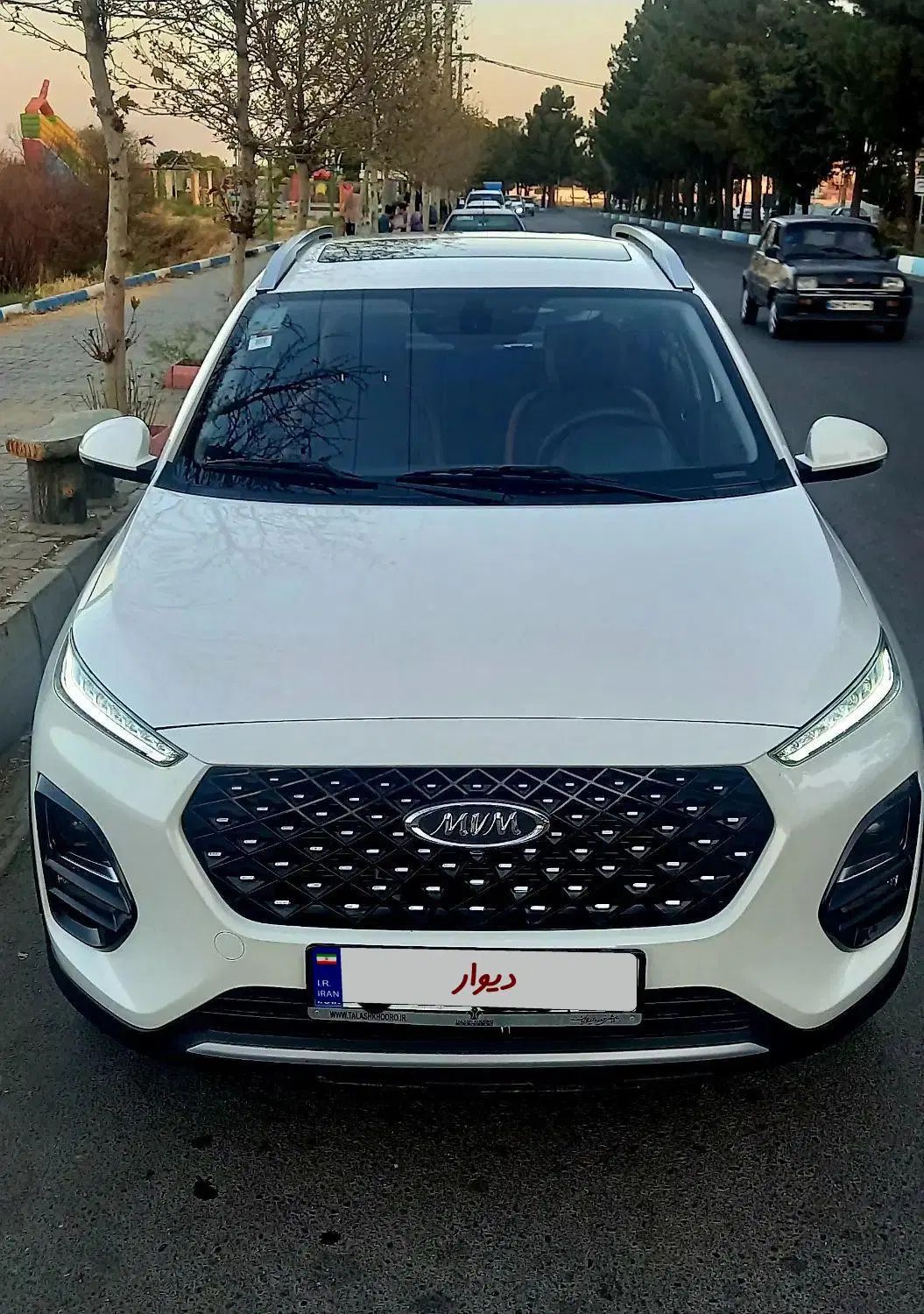 ام وی ام X22 پرو اتوماتیک اکسلنت - 1403