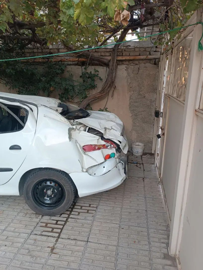 پژو ۲۰۶ صندوق دار v8 - 1391
