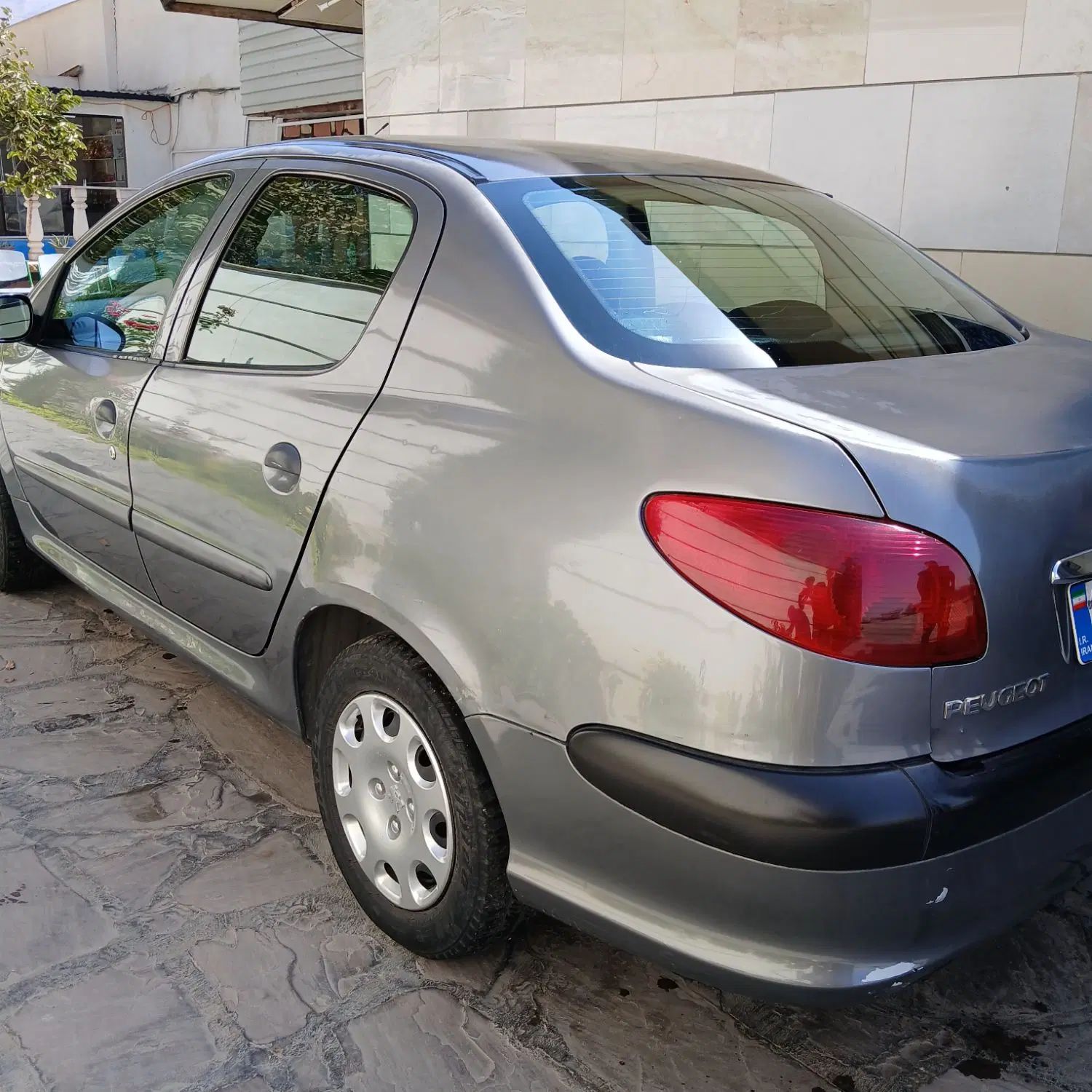 پژو ۲۰۶ صندوق دار v8 - 1389