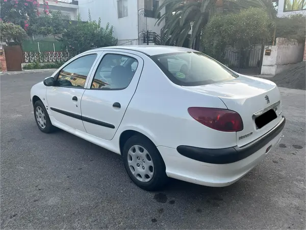 پژو ۲۰۶ صندوق دار v8 - 1399