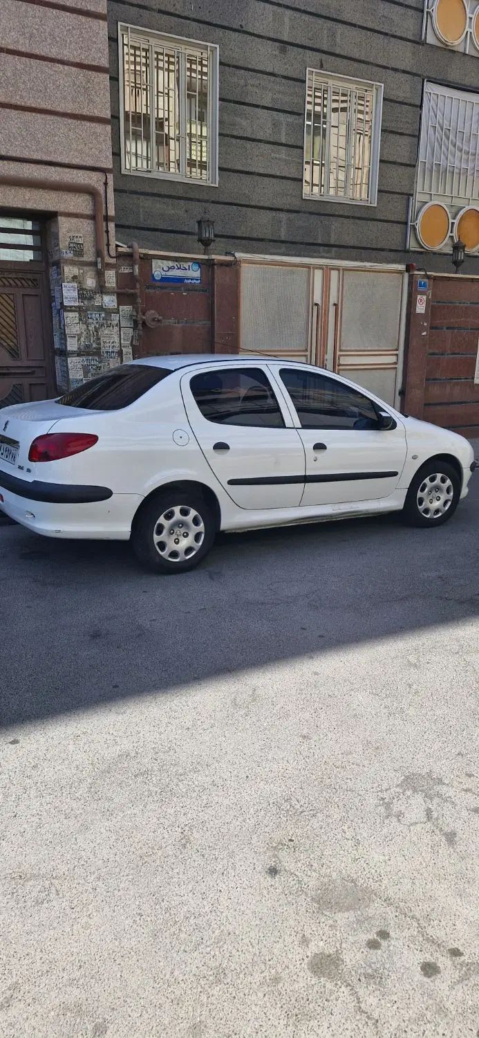 پژو ۲۰۶ صندوق دار v8 - 1400