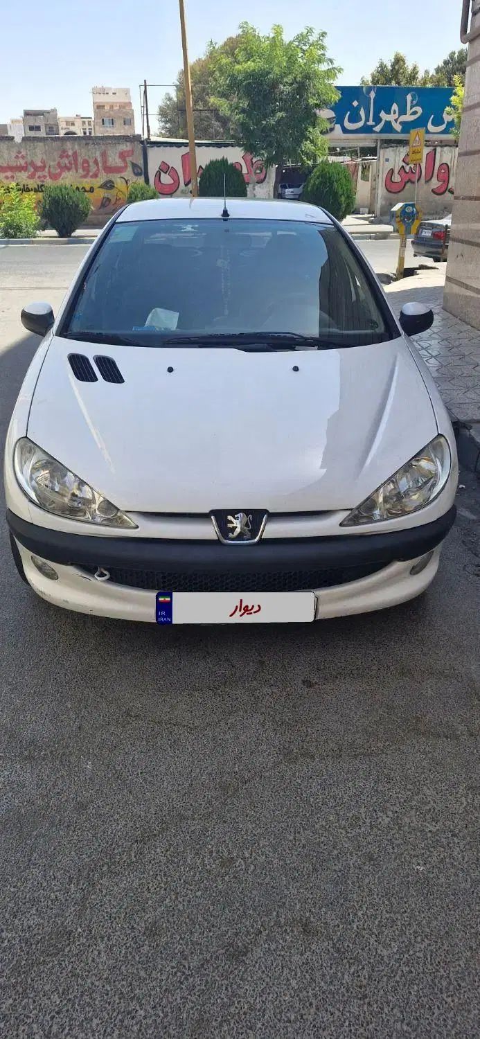 پژو ۲۰۶ صندوق دار v8 - 1400