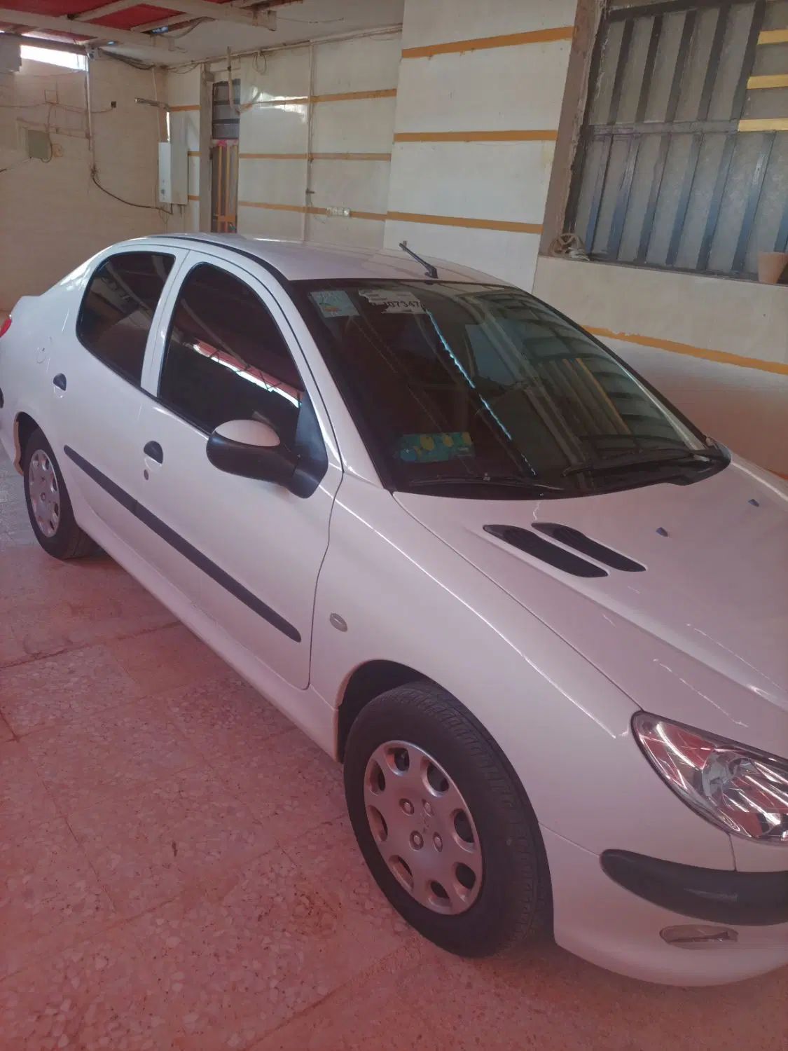 پژو ۲۰۶ صندوق دار v8 - 1399