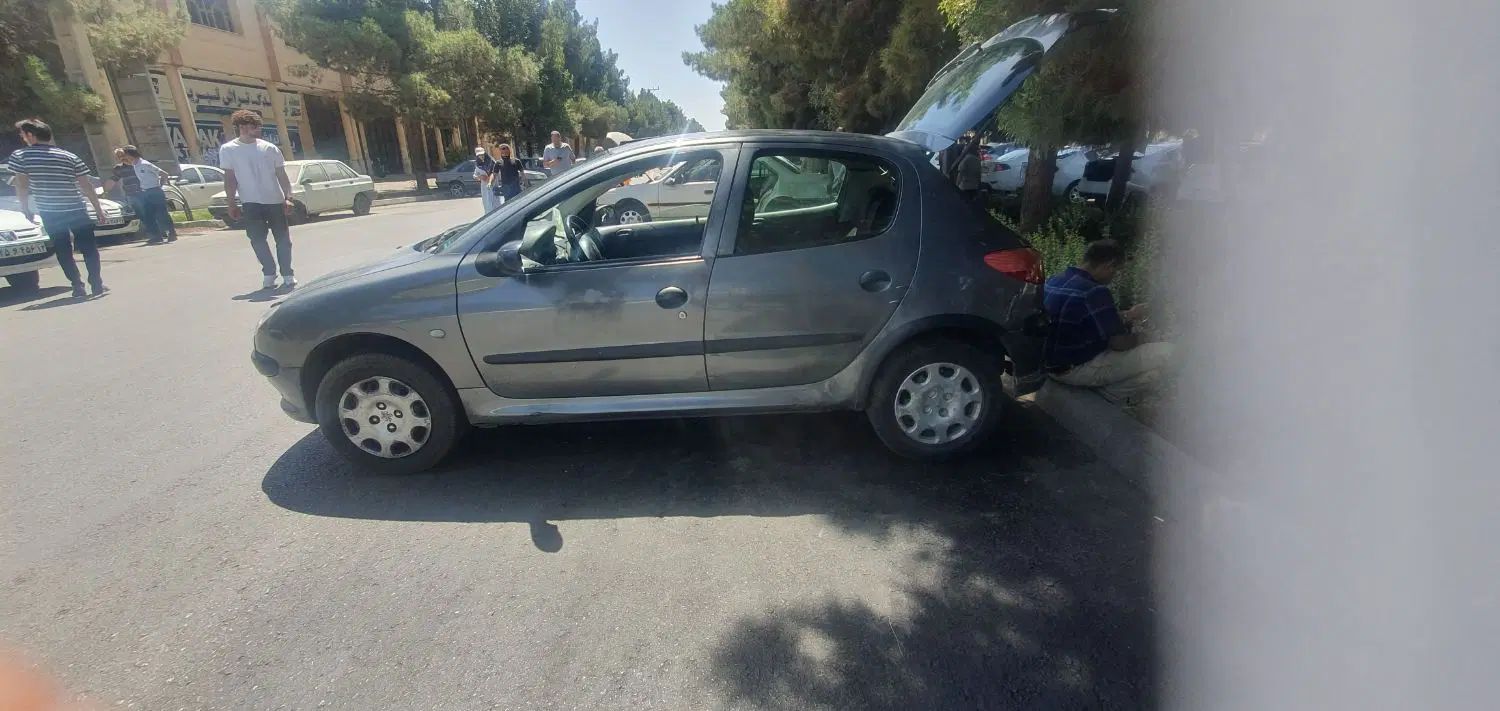 پژو 206 تیپ 2 - 1385